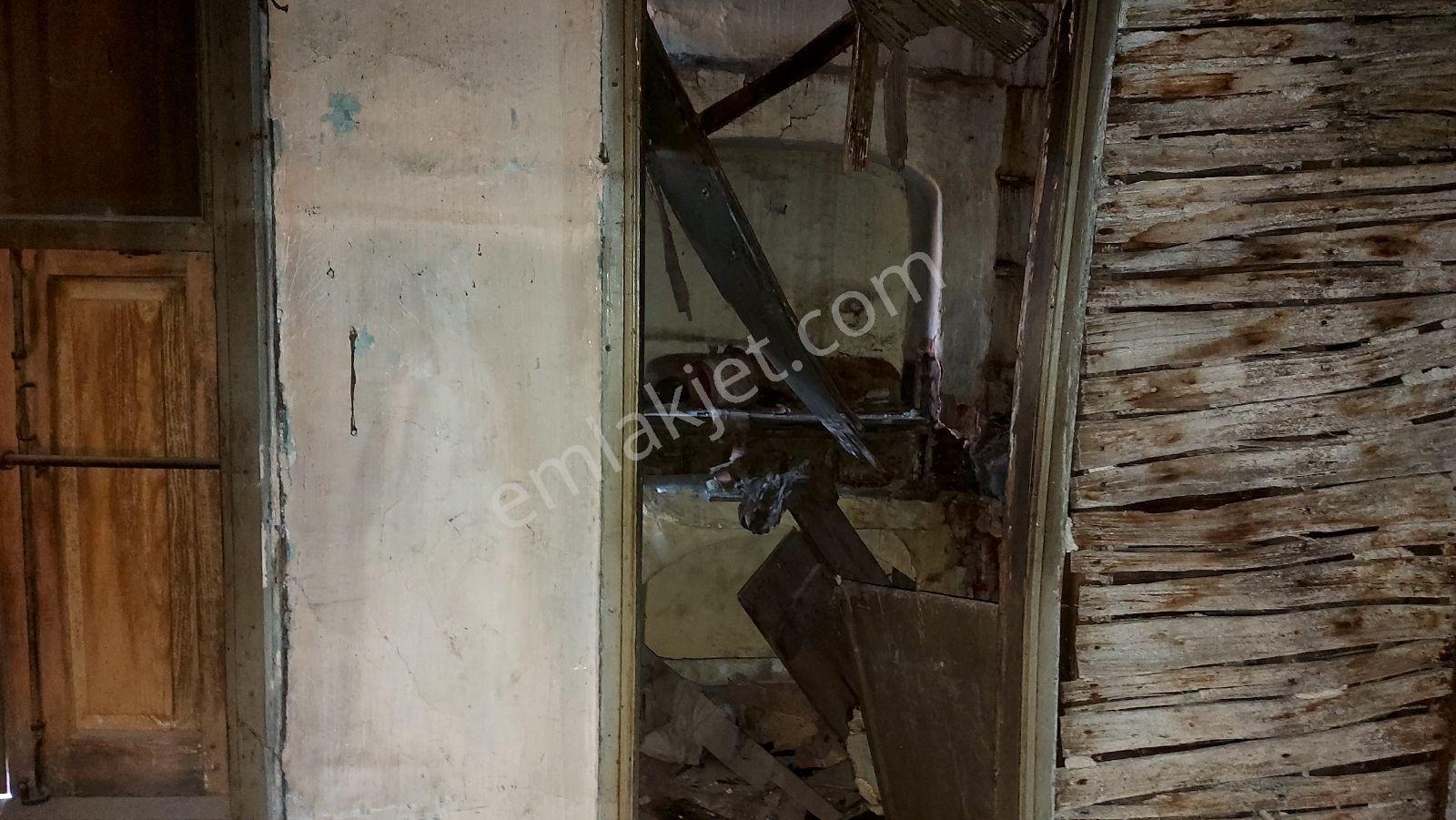 Ayvalık'ın Kalbinde, Avantajlı Konumda Yatırımlık Tarihi Rum Evi - Görsel 23