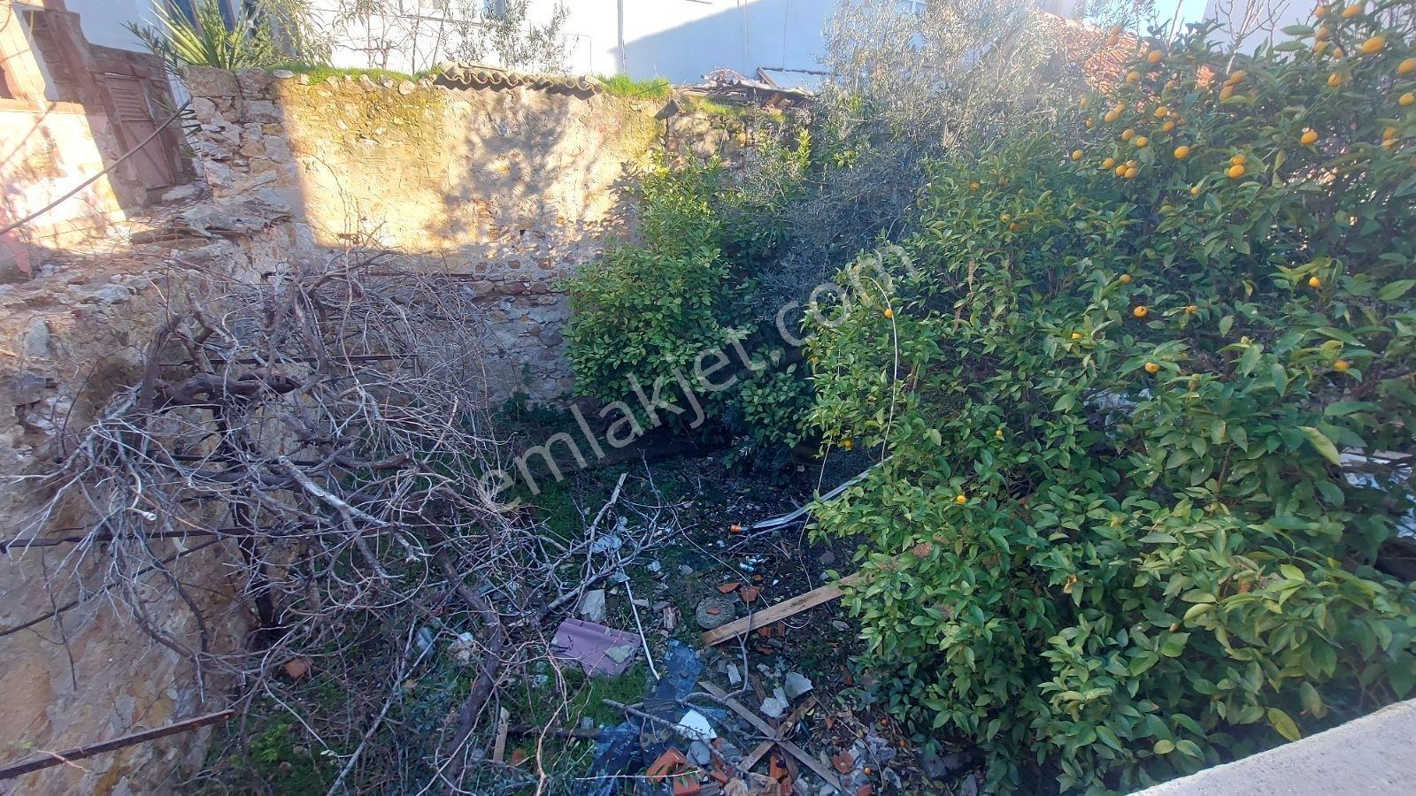 Ayvalık'ın Kalbinde, Avantajlı Konumda Yatırımlık Tarihi Rum Evi - Görsel 13