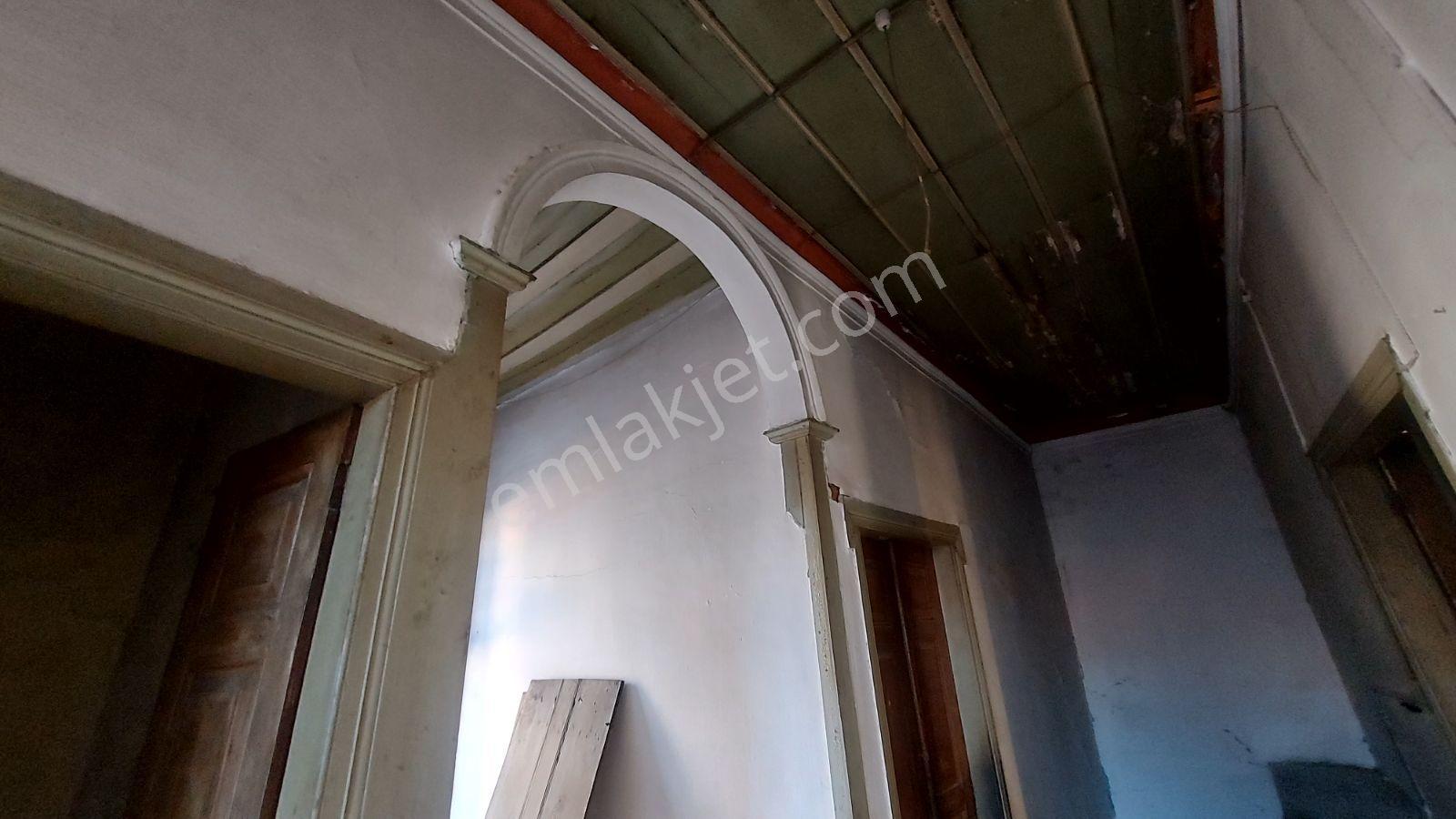 Ayvalık'ın Kalbinde, Avantajlı Konumda Yatırımlık Tarihi Rum Evi - Görsel 25