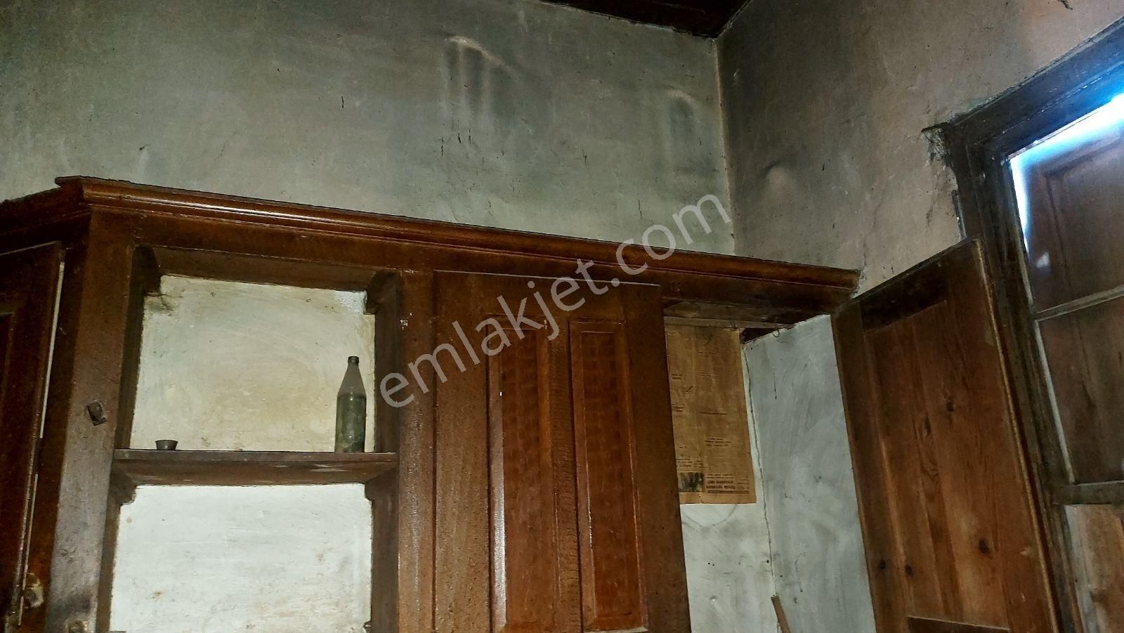 Ayvalık'ın Kalbinde, Avantajlı Konumda Yatırımlık Tarihi Rum Evi - Görsel 15