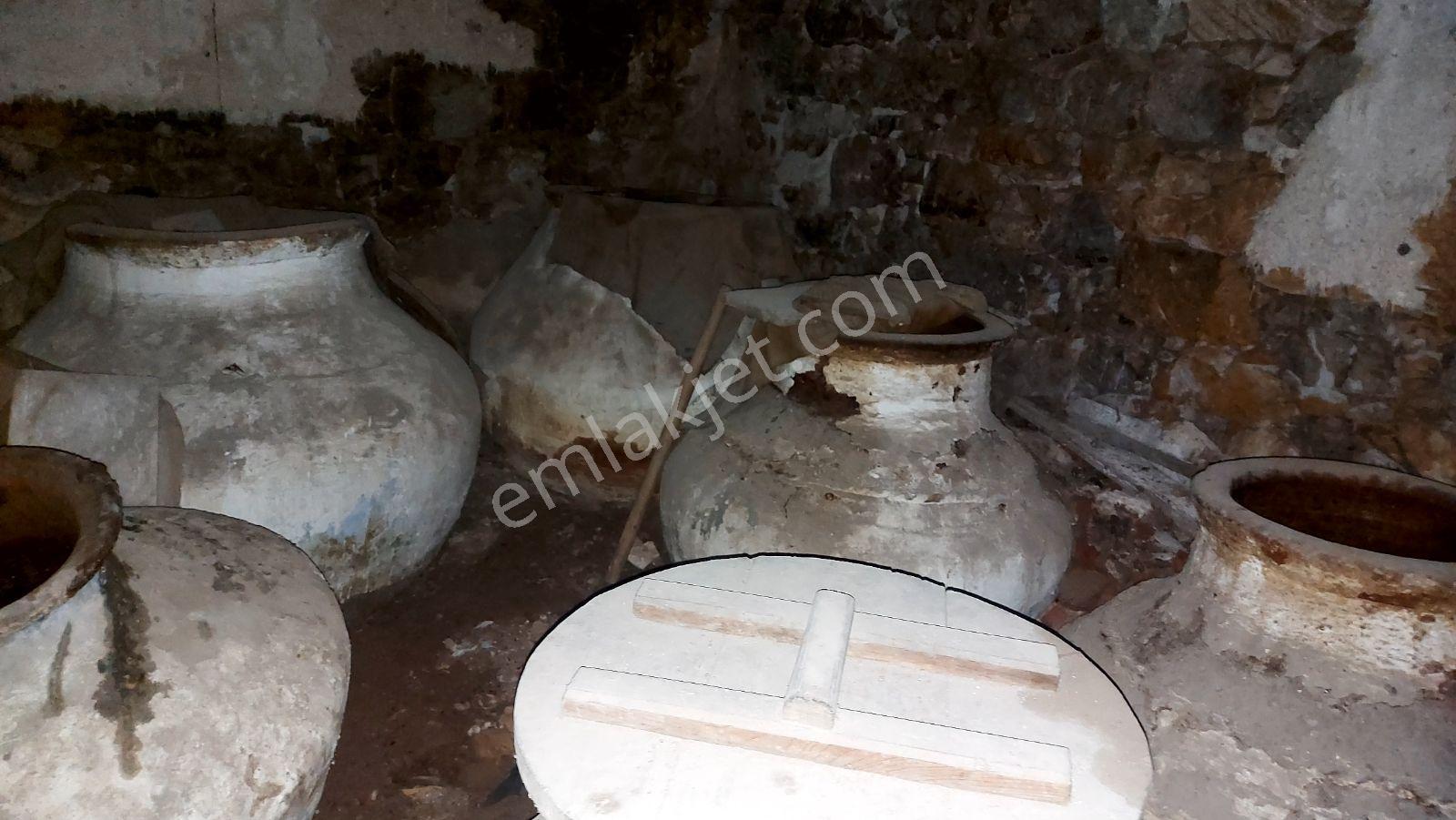 Ayvalık'ın Kalbinde, Avantajlı Konumda Yatırımlık Tarihi Rum Evi - Görsel 9