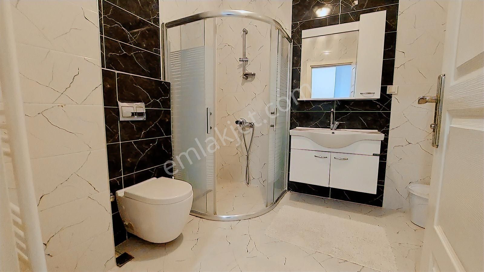 Gömeç Karaağaç'ta Merkezi Konumda Full Eşyalı 1+1 Kiralık Daire - Görsel 18