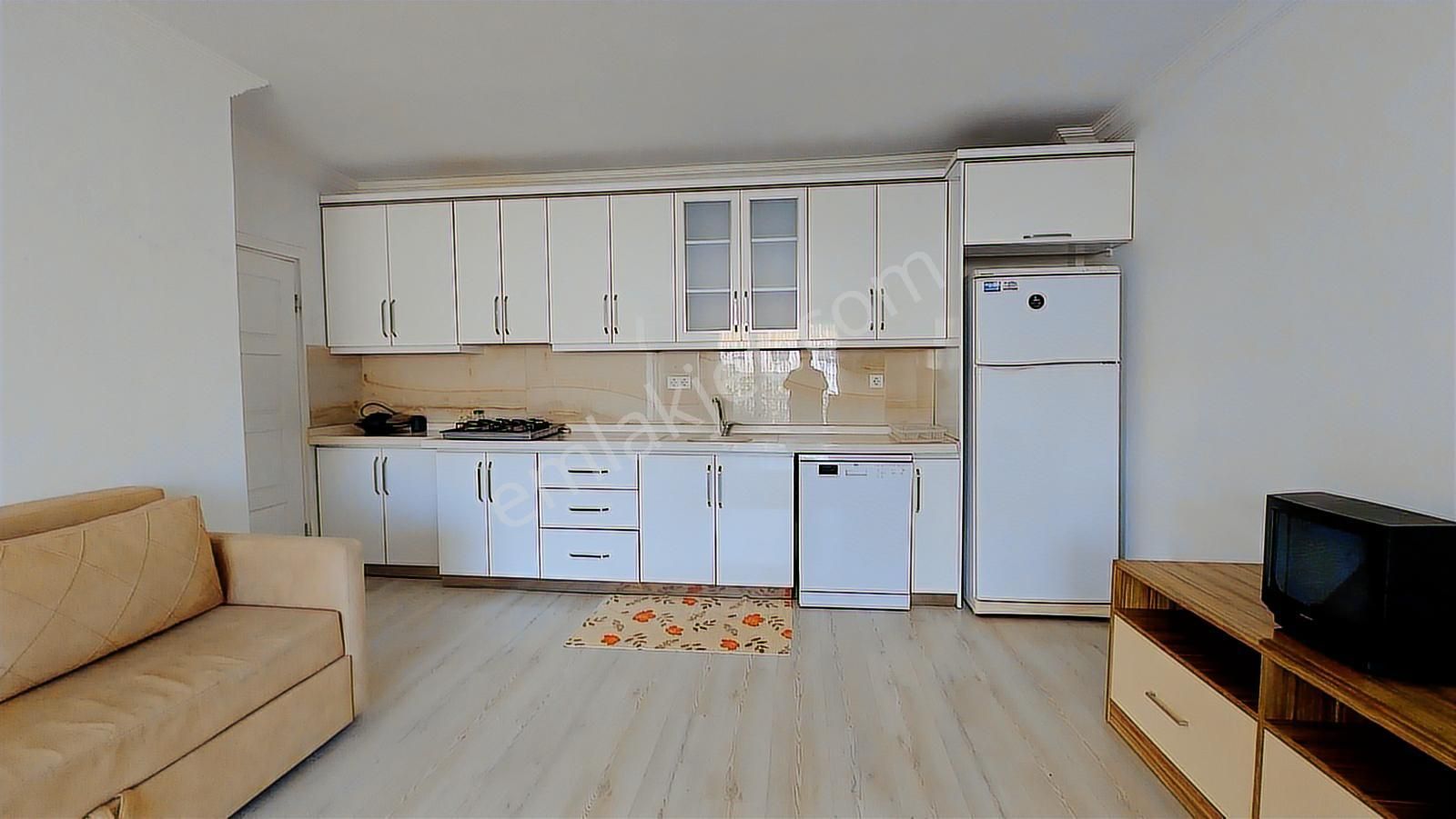 Gömeç Karaağaç'ta Merkezi Konumda Full Eşyalı 1+1 Kiralık Daire - Görsel 8
