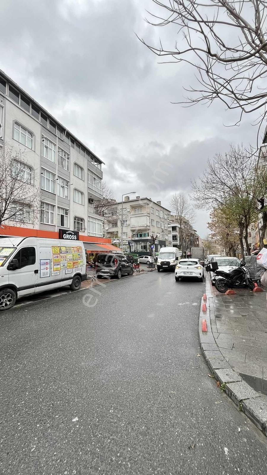 Kocatepe'de Metro Ve Forum İstanbula Yakın Kiralık Dükkan - Görsel 2