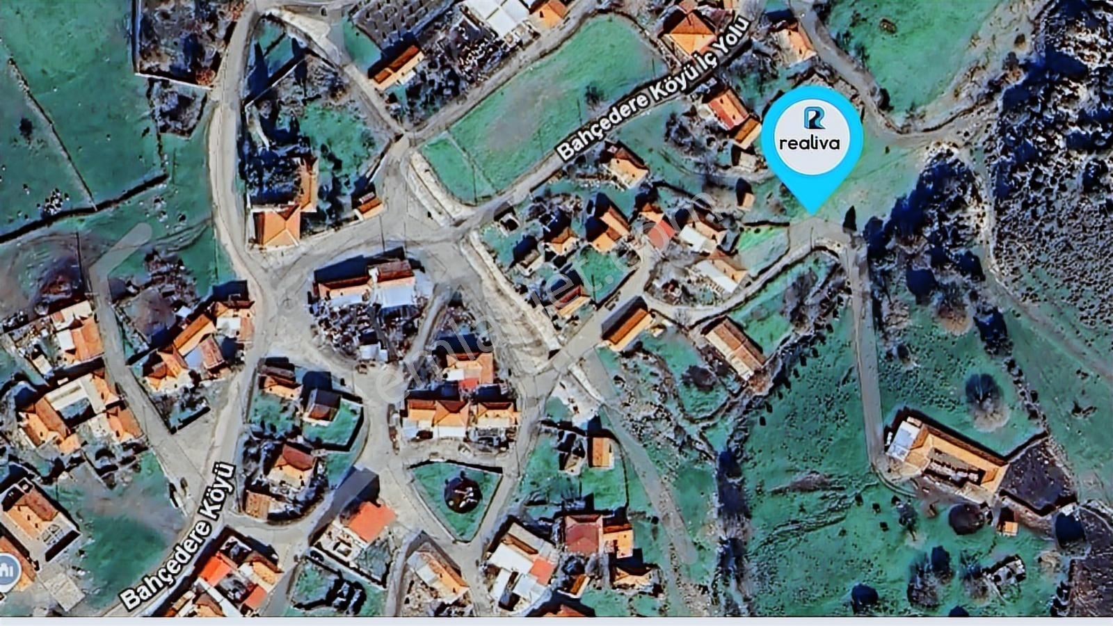 Realiva'dan Bahçedere'de Satılık Arsa - Görsel 2