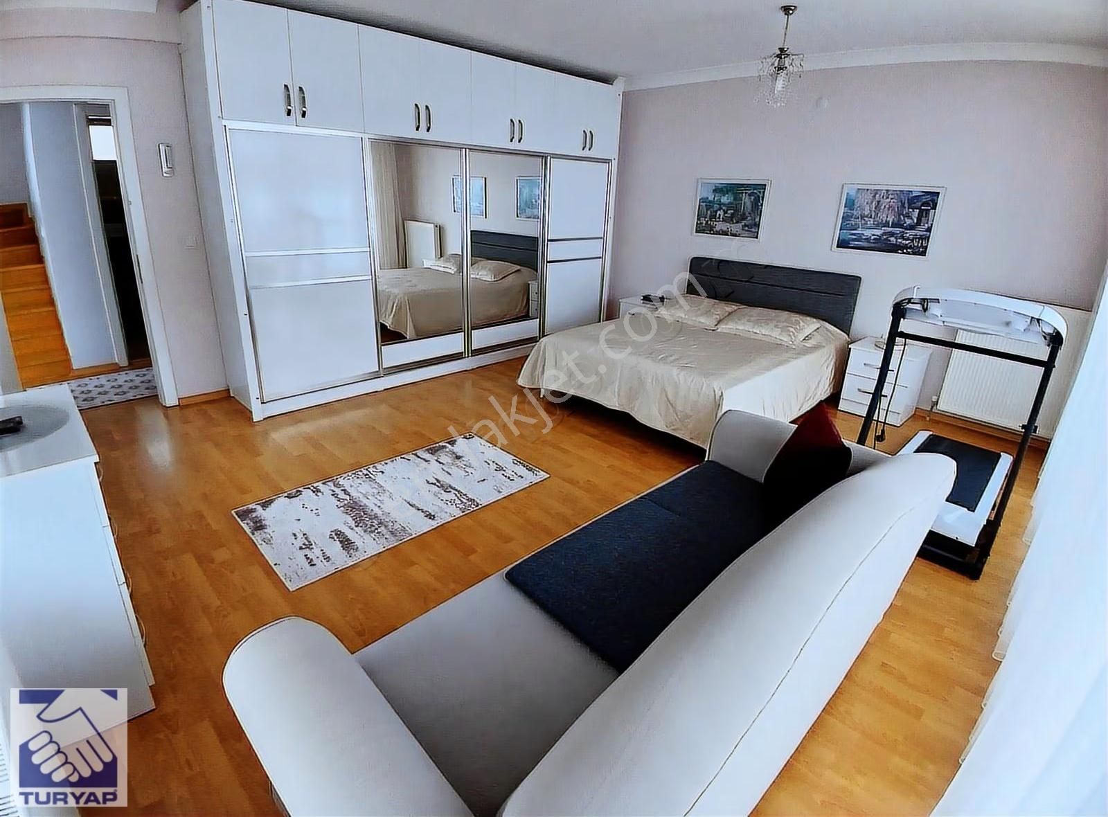 İlko Sitesinde Manzaralı Özel Tasarlanmış Satılık Fırsat Villa - Görsel 8