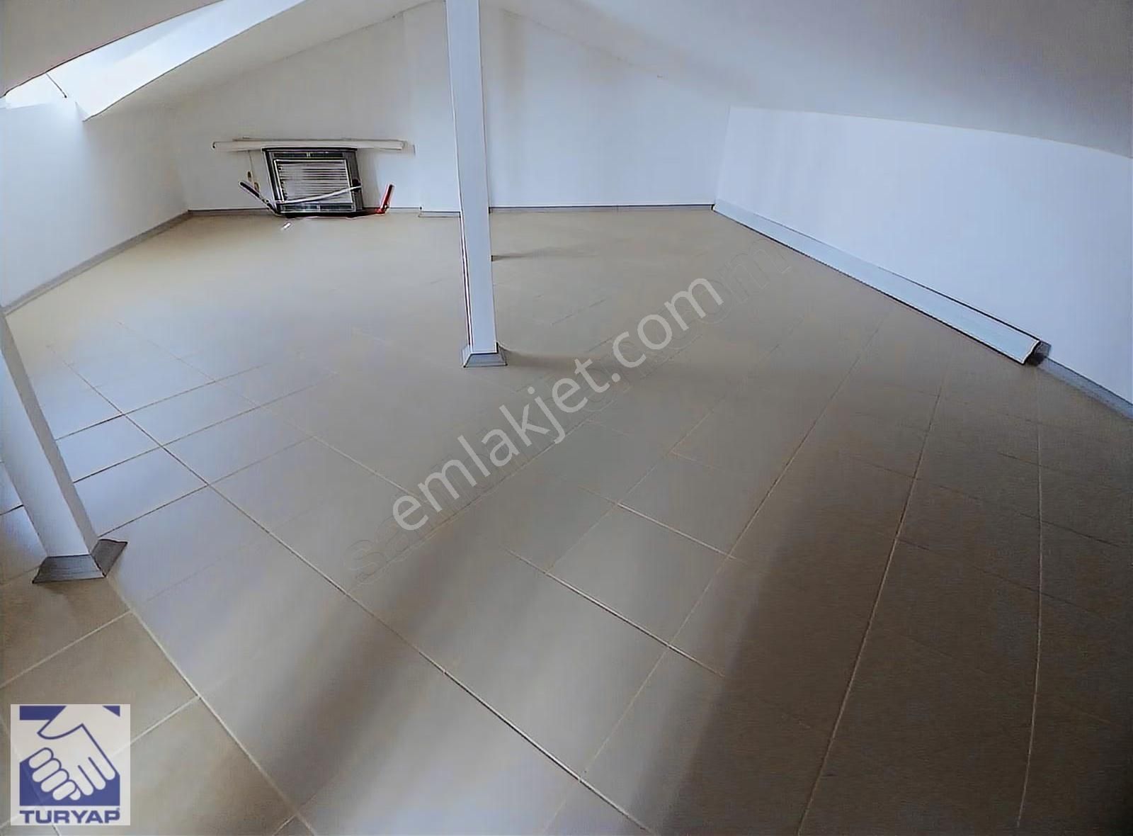 İlko Sitesinde Manzaralı Özel Tasarlanmış Satılık Fırsat Villa - Görsel 11