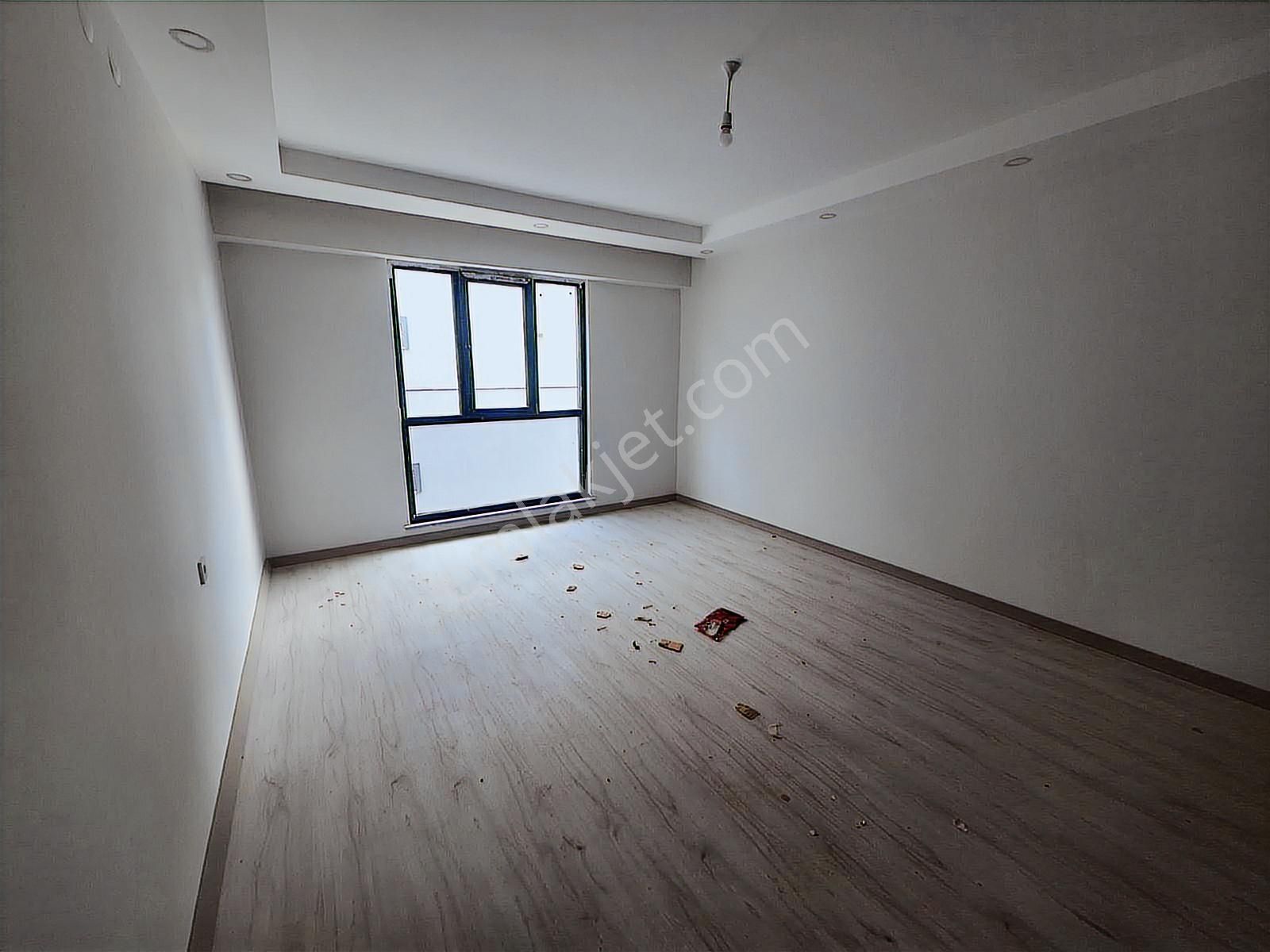 Mehmetoğlu Gayrimenkulden Havuzlarda 2+1 Sıfır Satılık Daire - Görsel 3