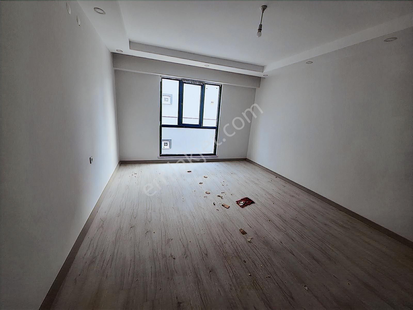 Mehmetoğlu Gayrimenkulden Havuzlarda 2+1 Sıfır Satılık Daire - Görsel 4