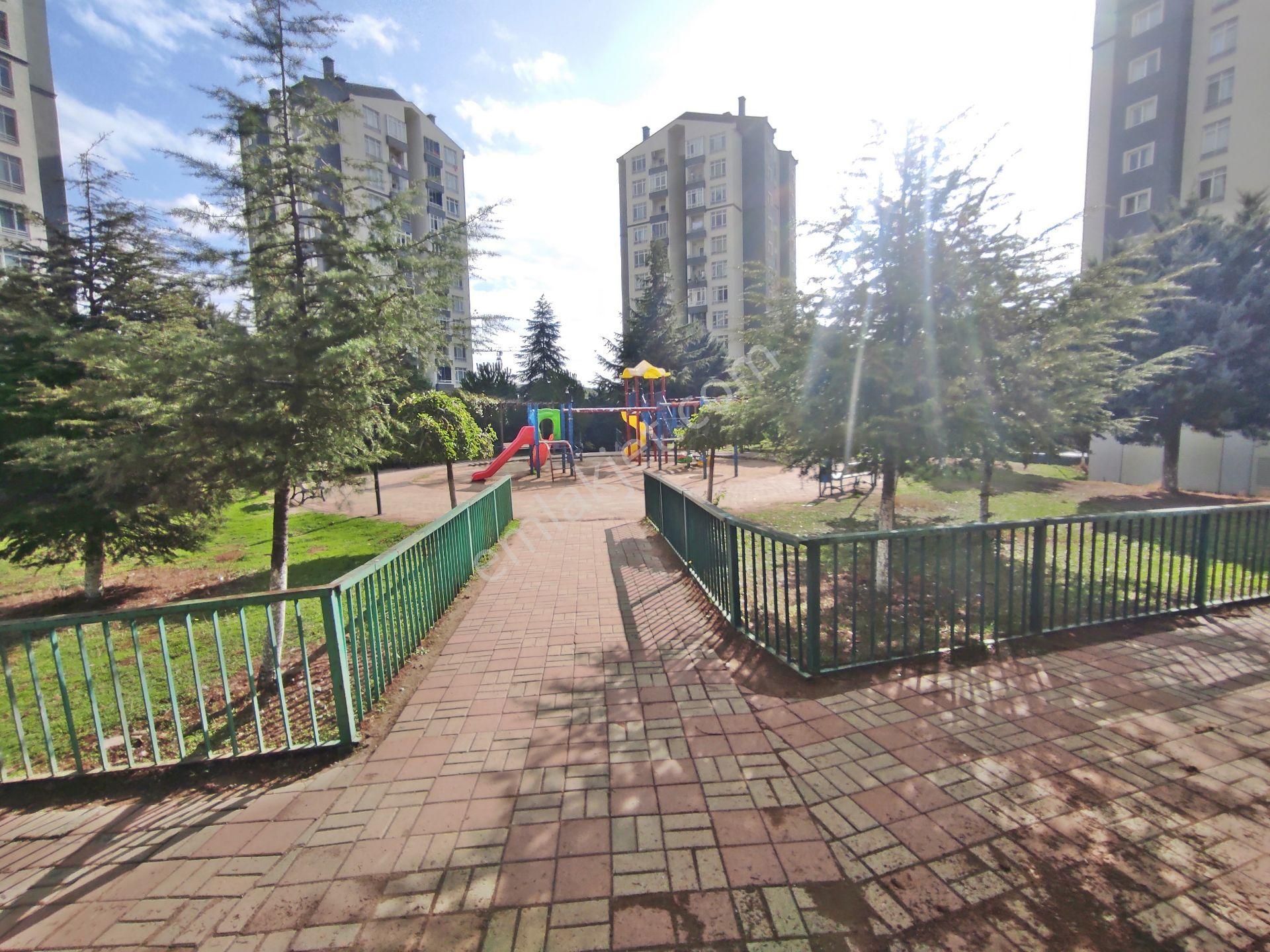 Başakşehir Kayabaşı Mah 7, Bölgede Site İçinde 2+1- 5,kat Daire - Görsel 34