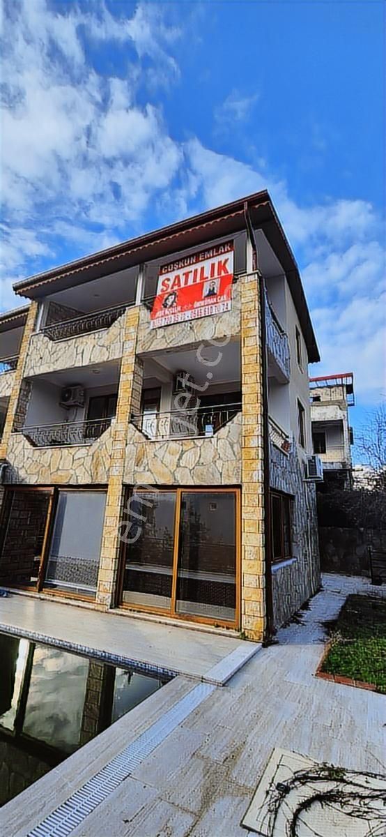 Side Mahallesinde Müstakil Tripleks Satılık Villa - Görsel 7