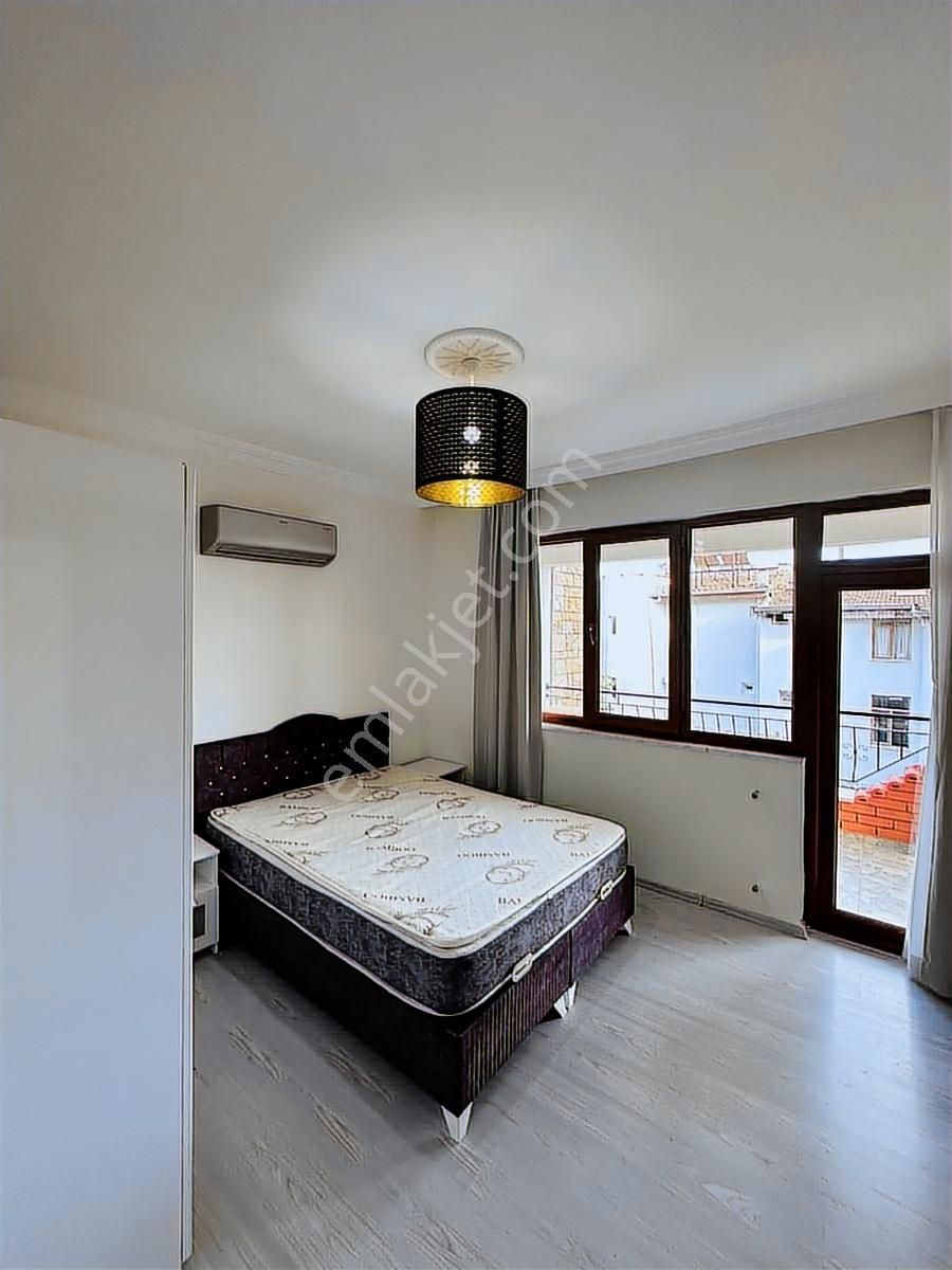 Side Mahallesinde Müstakil Tripleks Satılık Villa - Görsel 12