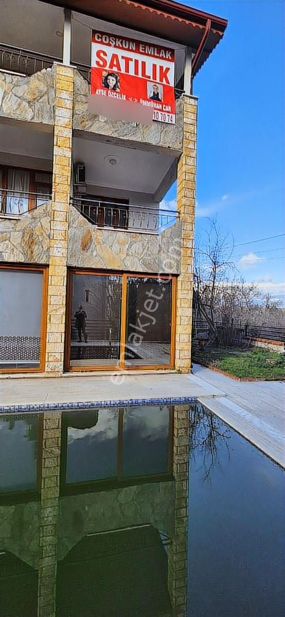 Side Mahallesinde Müstakil Tripleks Satılık Villa - Görsel 34