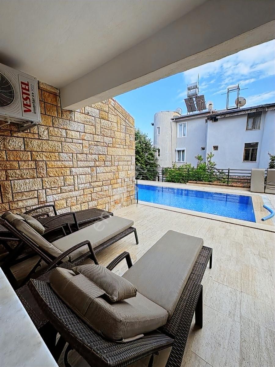 Side Mahallesinde Müstakil Tripleks Satılık Villa - Görsel 10