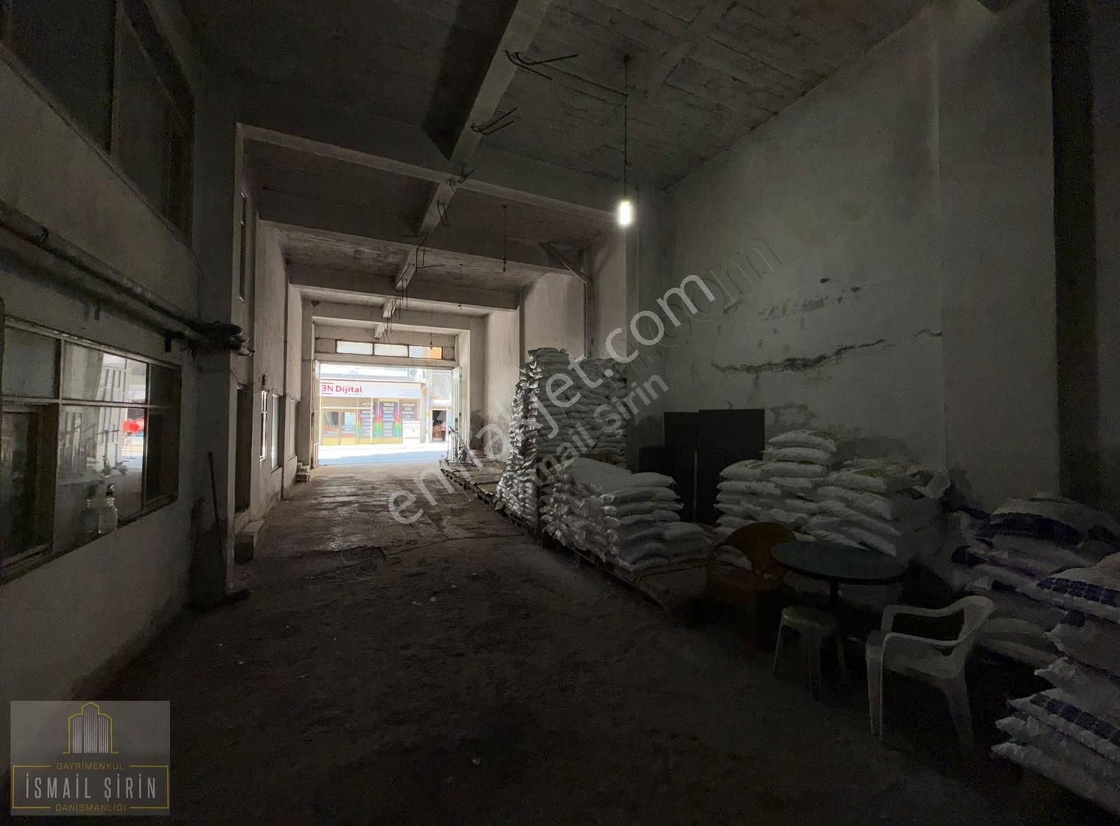 İsmailşirinden Merkezde Gazhane Cd'de 450m2 Tabanlı Kiralık Depo - Görsel 4