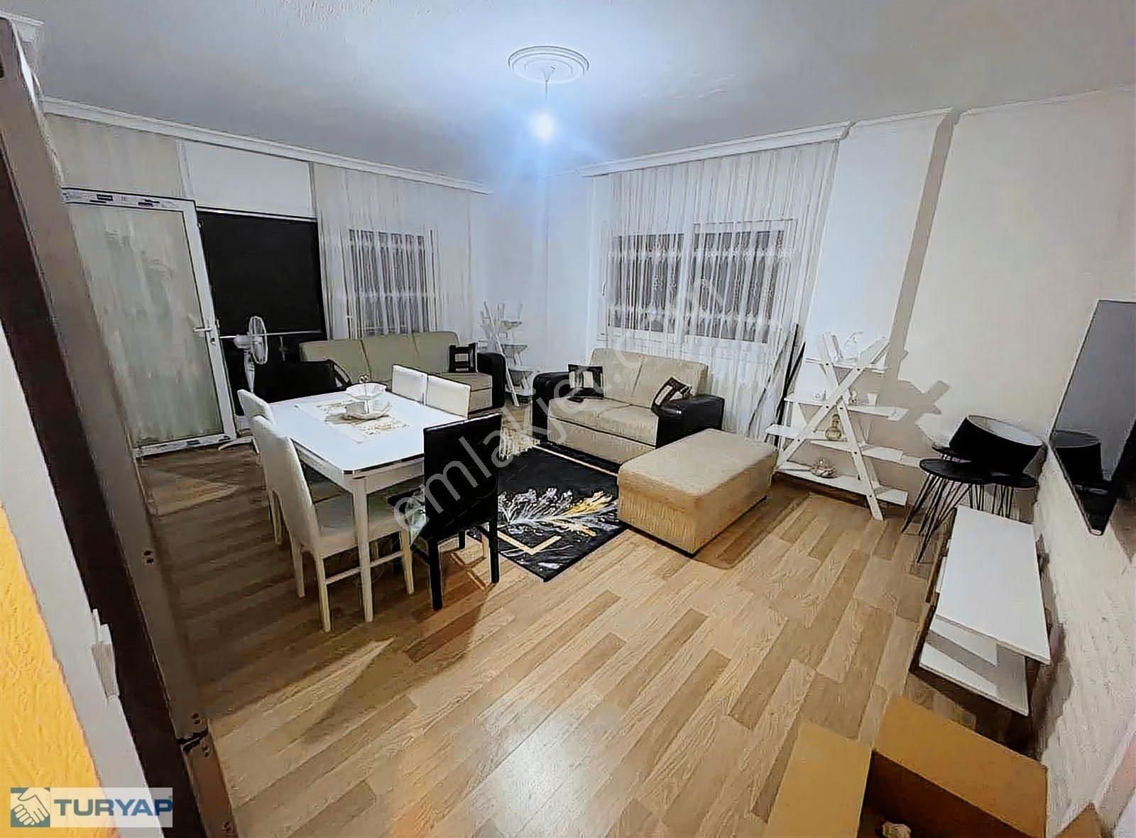 Bodrum Mumcularda Satılık 2+1 Daire