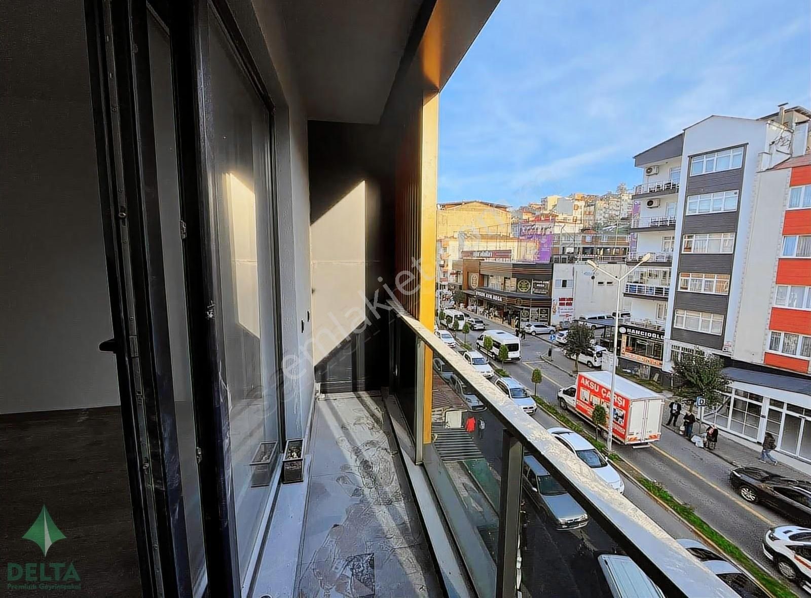 Delta Gayrimenkul'den Resul Yazar İş Merkezi Satılık 2+1 Ofis! - Görsel 11