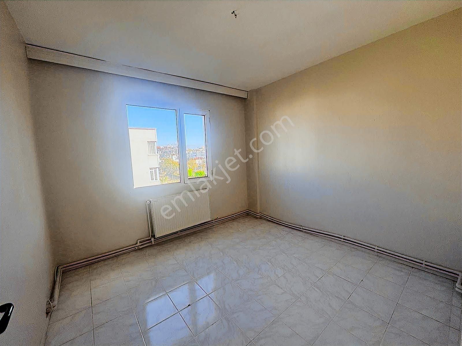 Realiva'dan Aliağa Yeni Mahallede Kiralık 3+1 Daire - Görsel 4