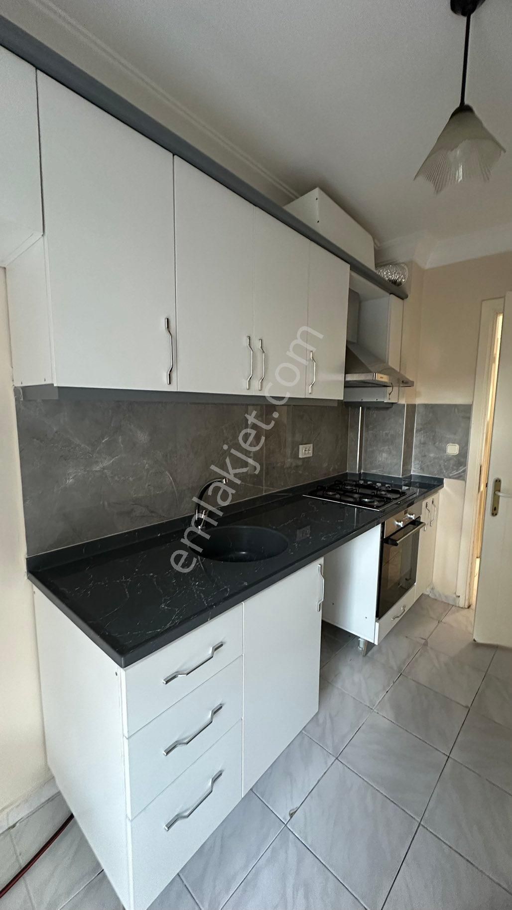 Marmaris Merkezde 2+1 Daire Pazar Yerine Çok Yakın