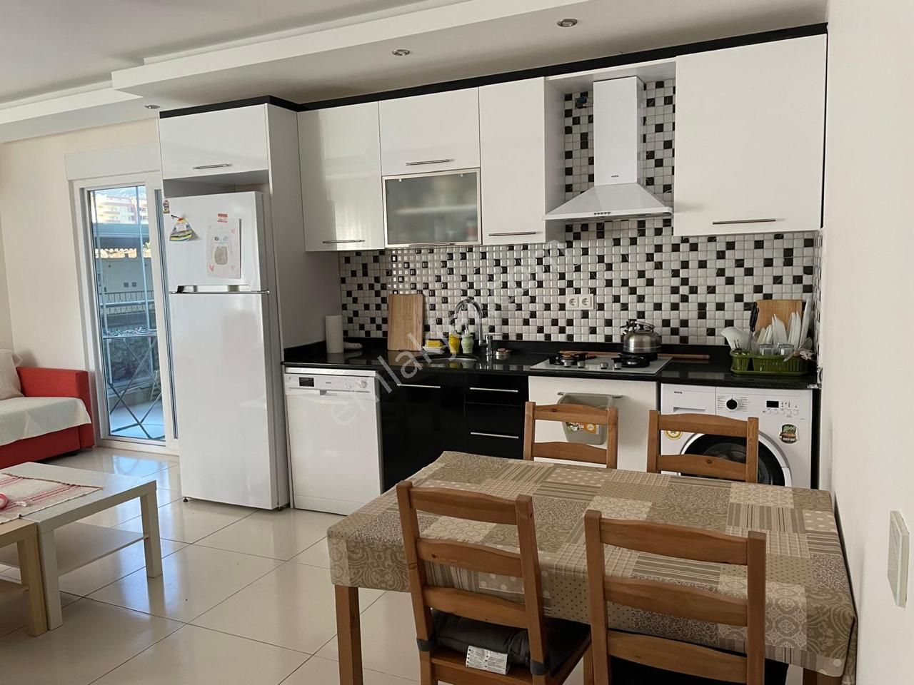 Very Spacious Apartment With The Possibility Of Obtaining A Residence Permit - Görsel 7