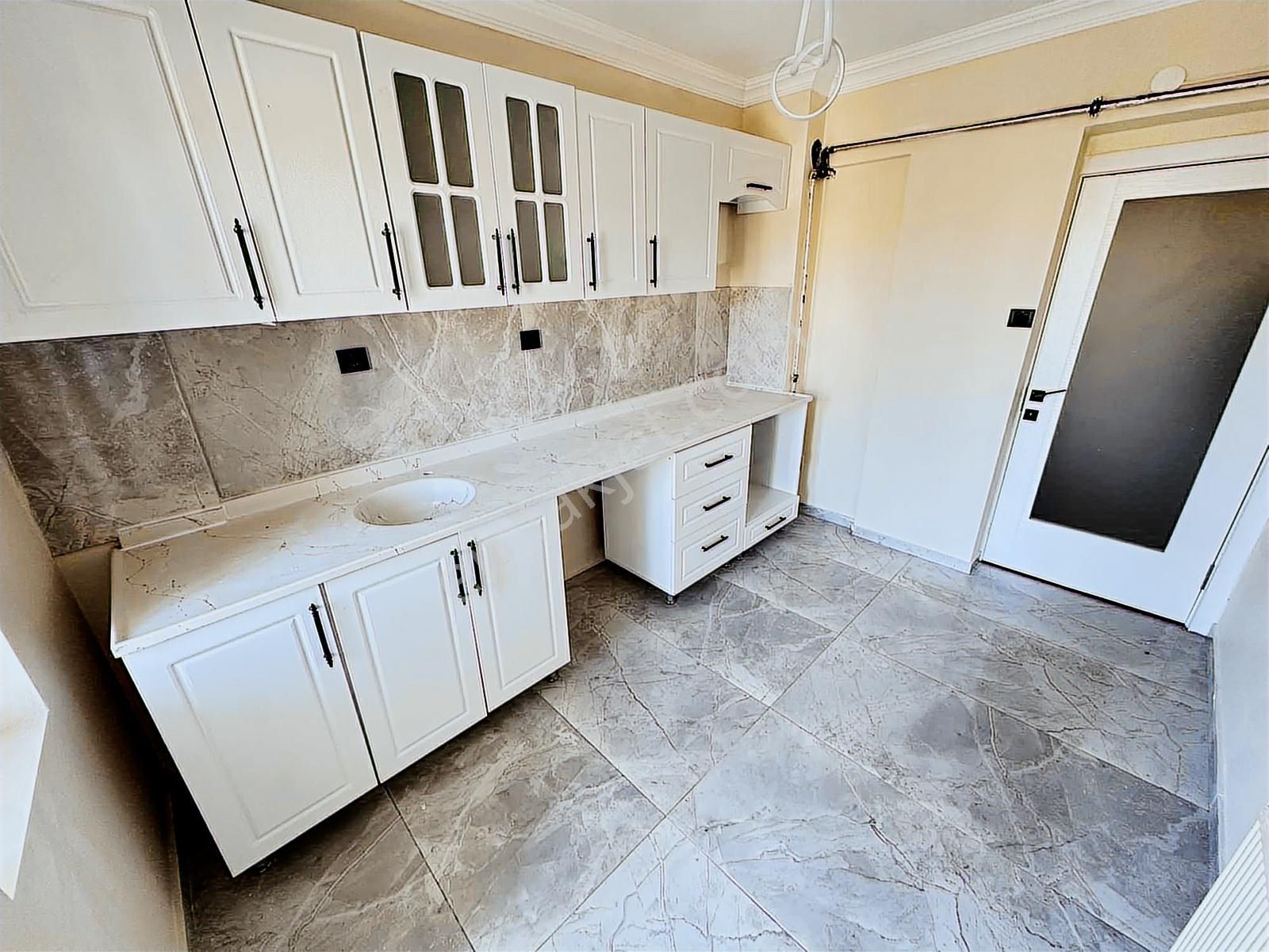 Şentürk Gayrimenkul'den//1.kat**fırsat Daire//full Yapılı!! - Görsel 34