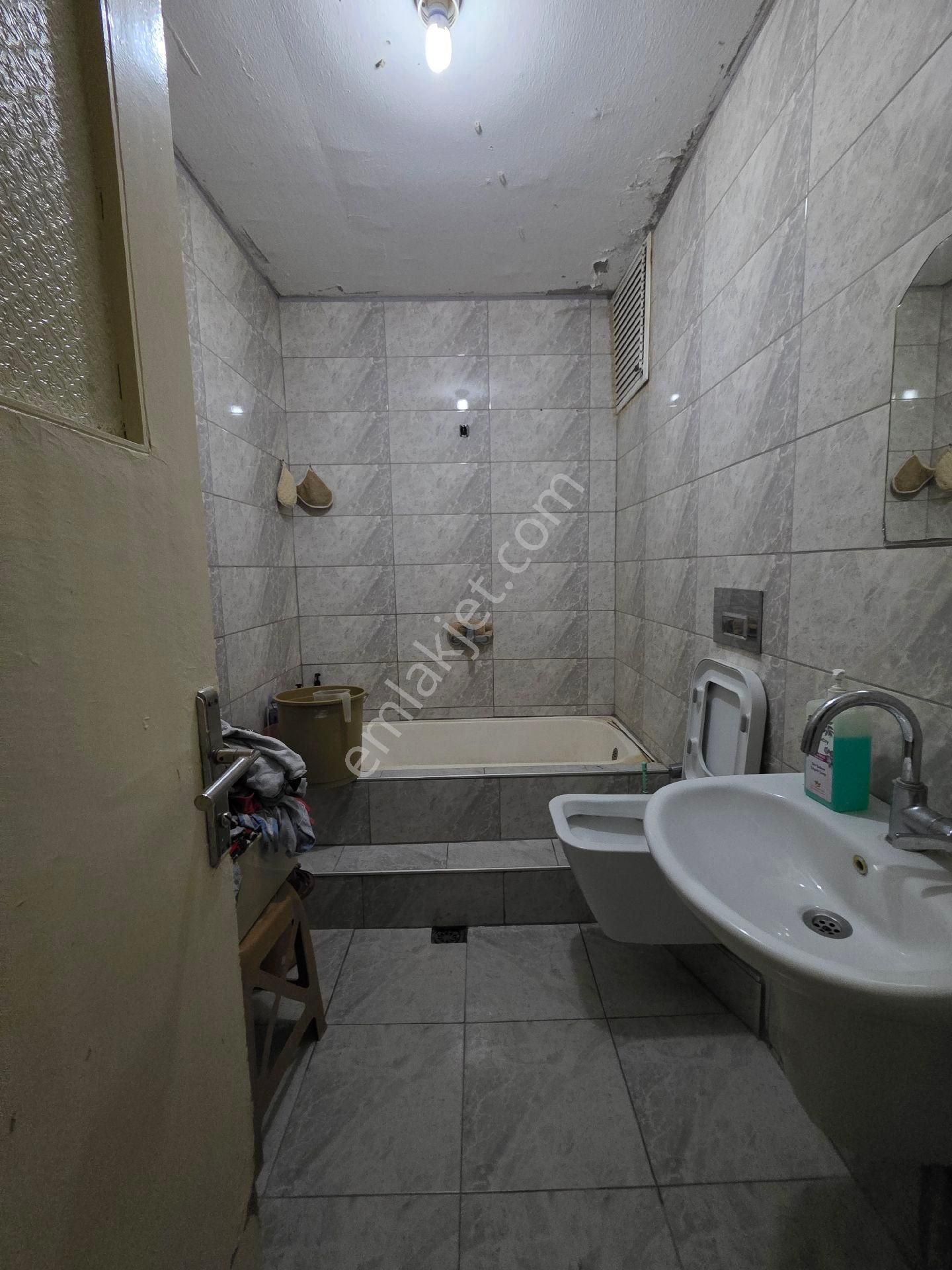 Çukurova 100. Yıl Mahallesi’nde Bulvara Yakın Acil Satılık 3+1 Doğalgazlı Daire - Görsel 12