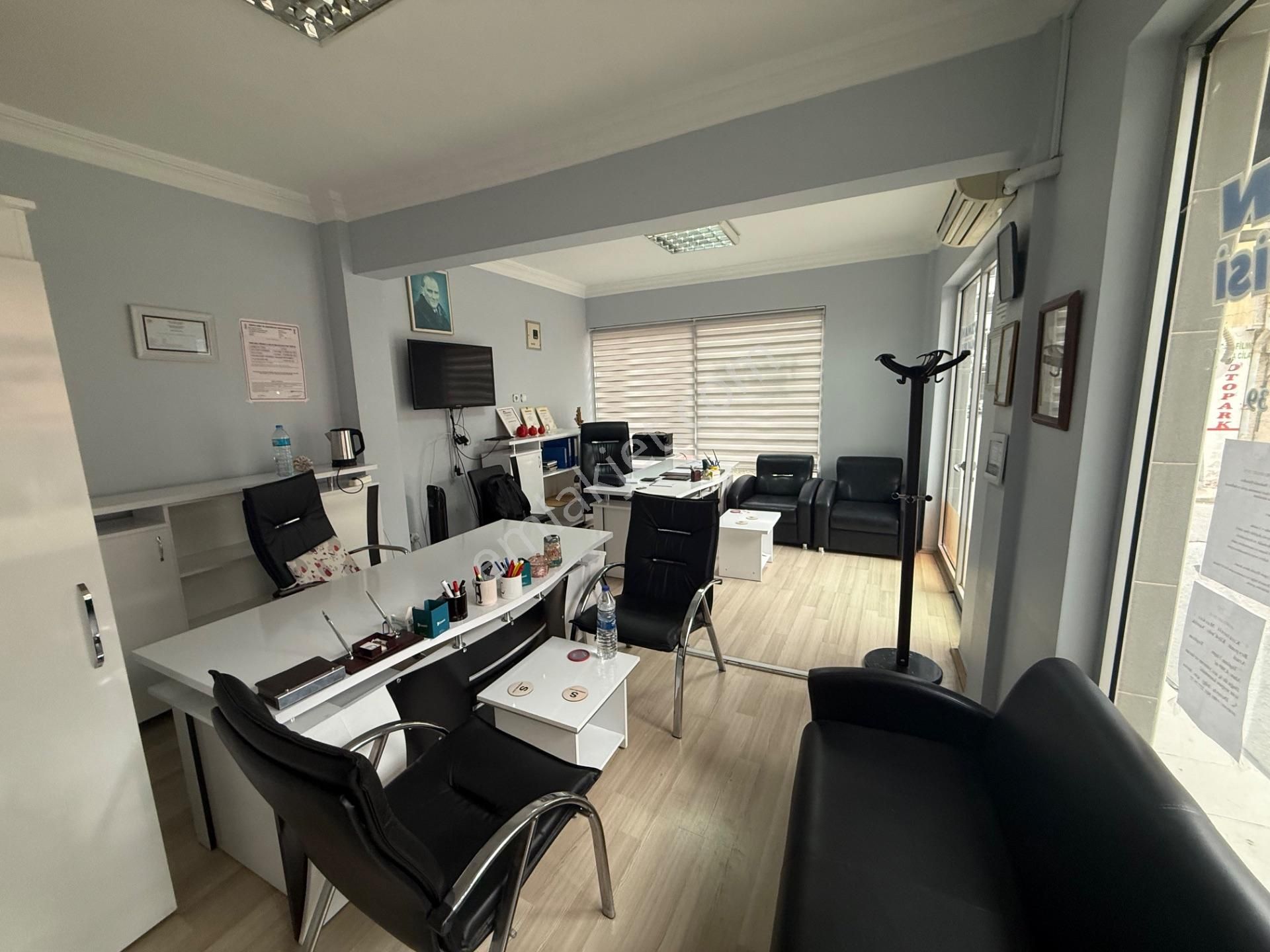 Newcıty Emlaktan Köşe Konum | Devren Kiralık | Full Eşyalı Emlak Ofisi