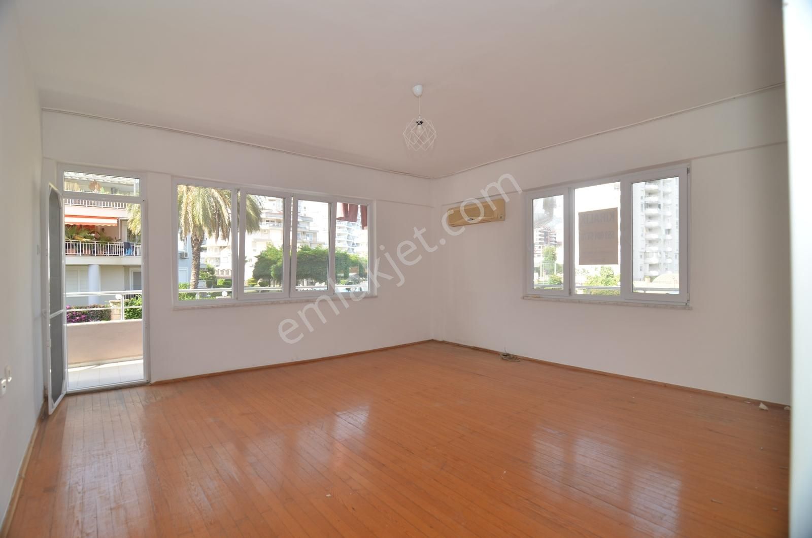 Alanya Cikcilli Mahallesi Site İçi Kiralık 3+1 Boş Daire - Görsel 6