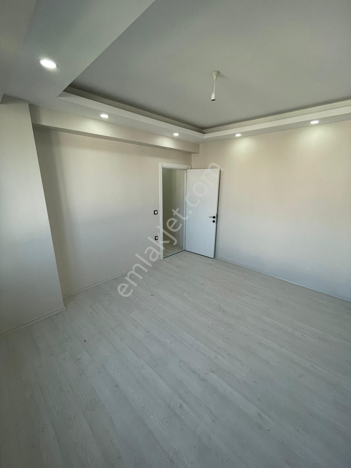 Remax Land'den Tepede Bölgenin En Uygun Fiyatlı 2+1 0 Dairesi - Görsel 14