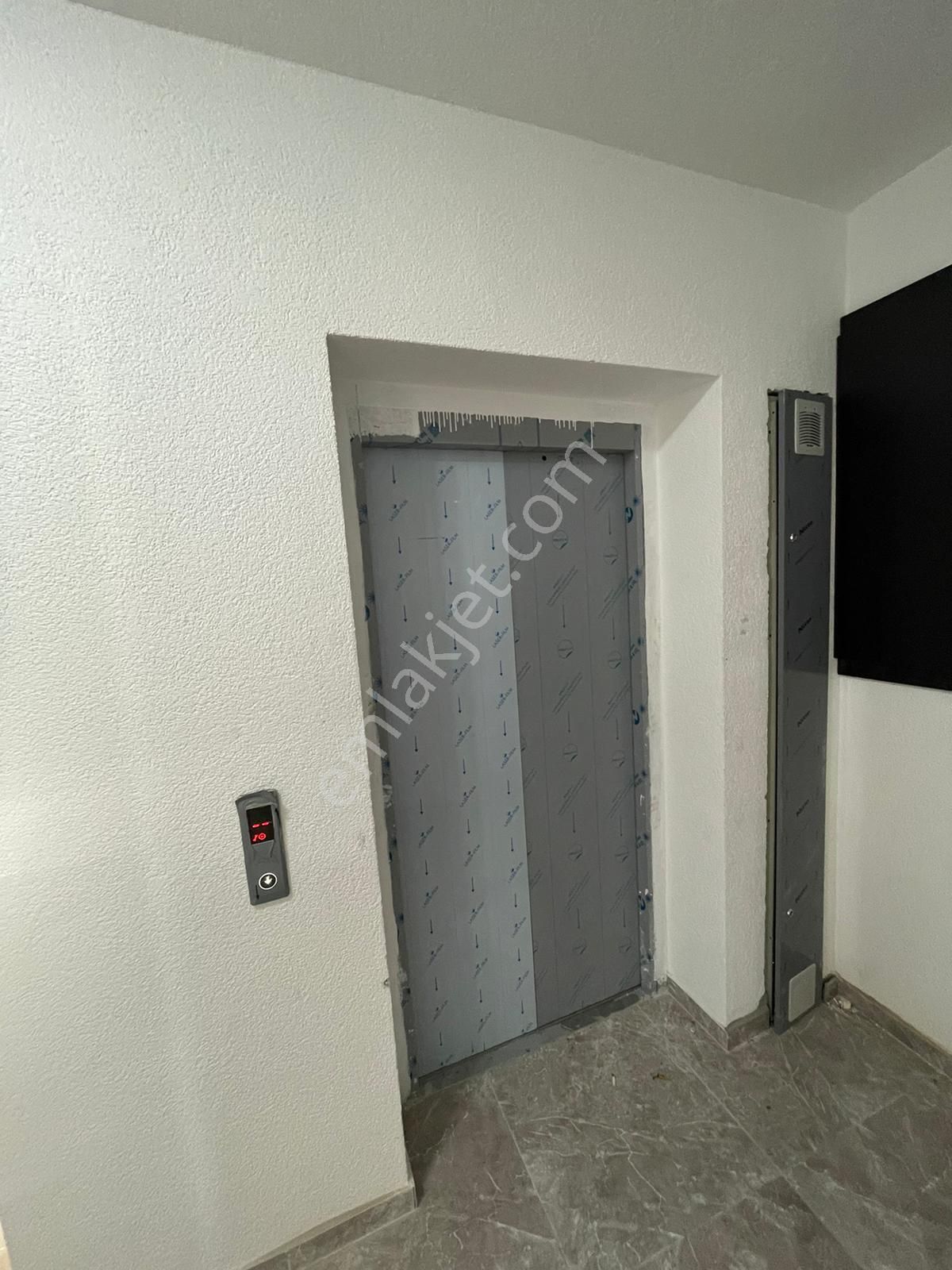 Remax Land'den Tepede Bölgenin En Uygun Fiyatlı 2+1 0 Dairesi - Görsel 6