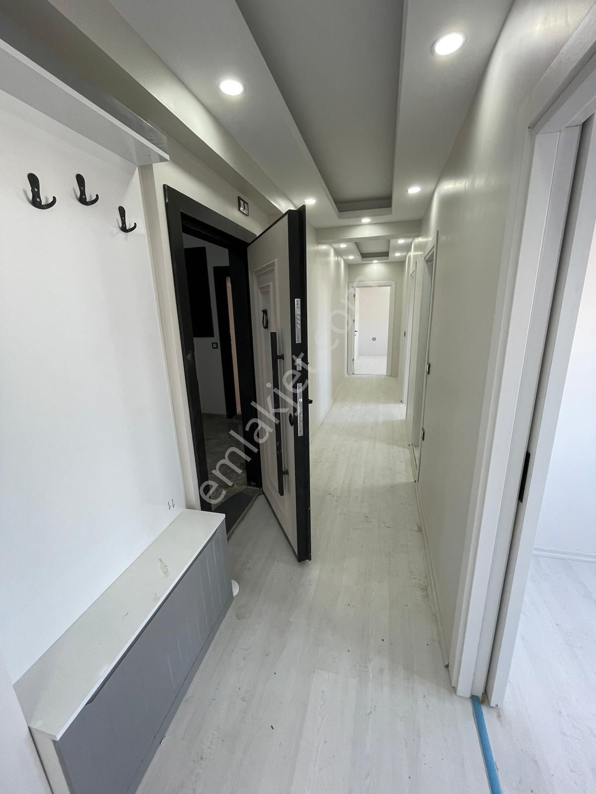 Remax Land'den Tepede Bölgenin En Uygun Fiyatlı 2+1 0 Dairesi - Görsel 3