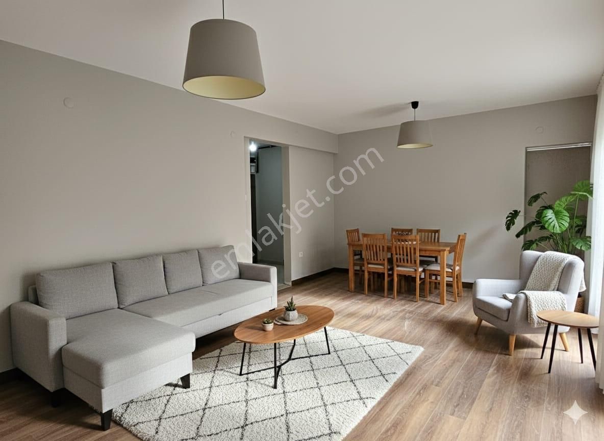 Küçükyalı 137. Sokak'ta Eşsiz Güzellikte Bahçeli Daire - Prıvate Garden