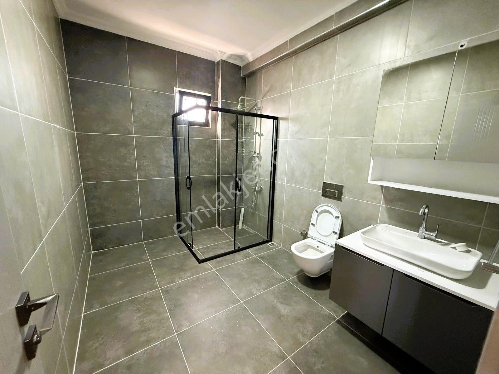 Yeniçiftlikte Deniz Manzaralı Havuzlu Ultra Lüx 6+2 Müstakil Villa Yazlık - Görsel 15