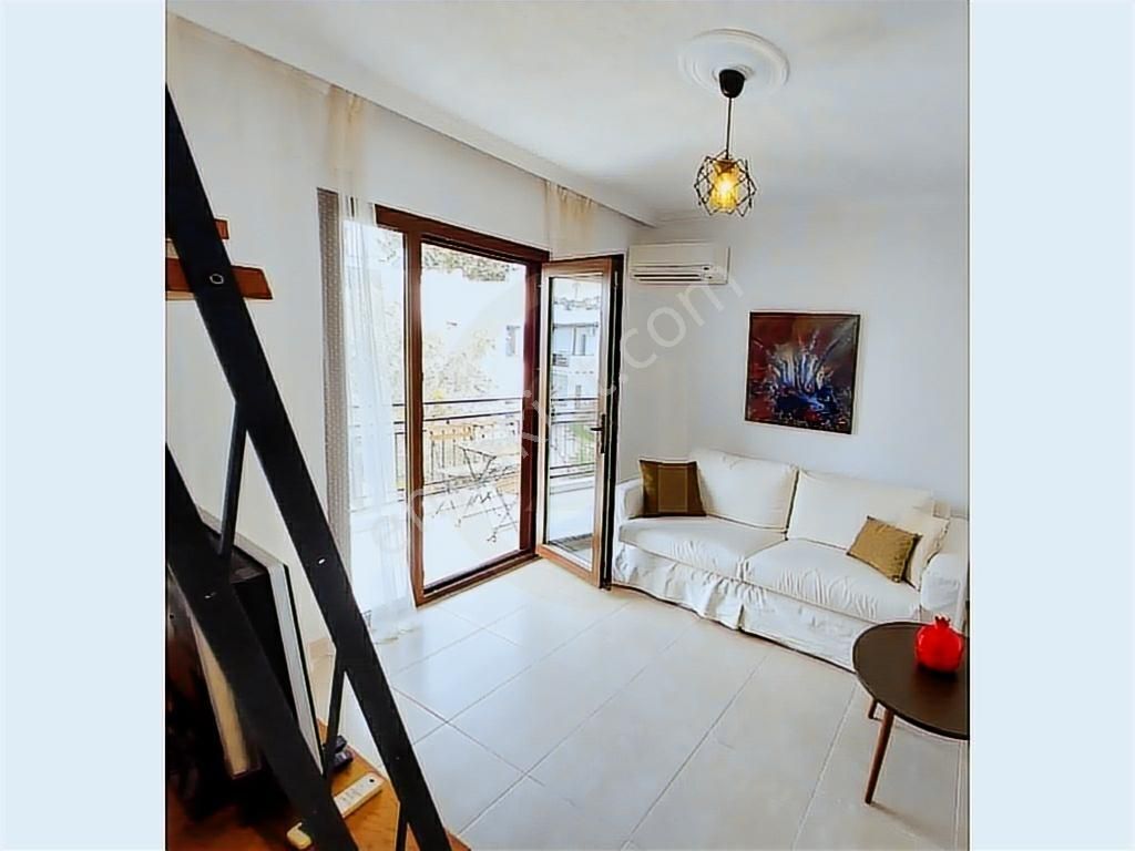 Century21'den Bodrum Marinaya Yakın Kiralık Eşyalı Daire 1+1 - Görsel 3