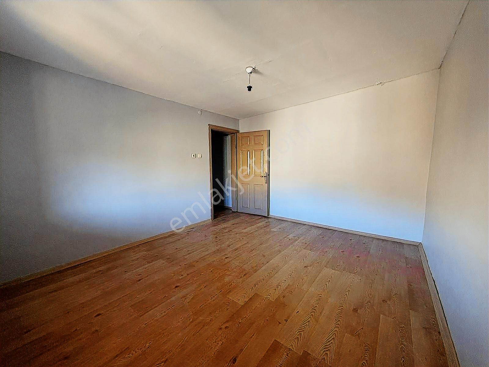 İsmetpaşa Mahallesi'nde Merkezi Konumda 4+1 Kiralık Daire - Görsel 10