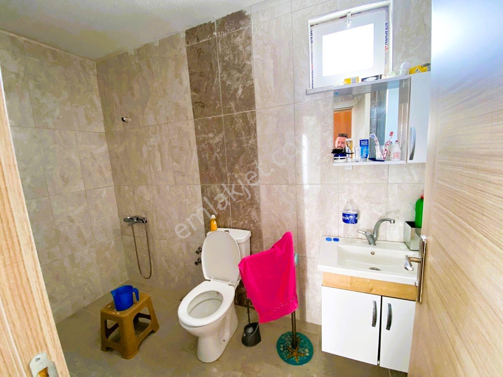 Yeniçiftlikte Deniz Manzaralı 200 M2 Arsa İçerisinde Müstakil İskanlı 4+1 Villa Yazlık - Görsel 15