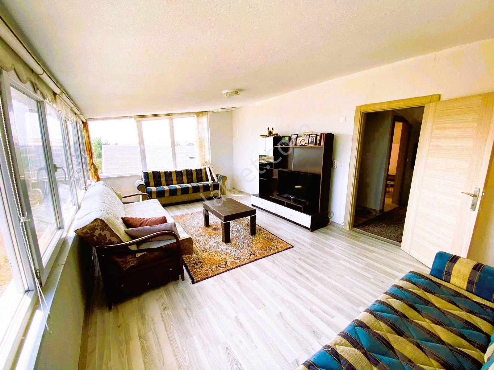 Yeniçiftlikte Deniz Manzaralı 200 M2 Arsa İçerisinde Müstakil İskanlı 4+1 Villa Yazlık - Görsel 10