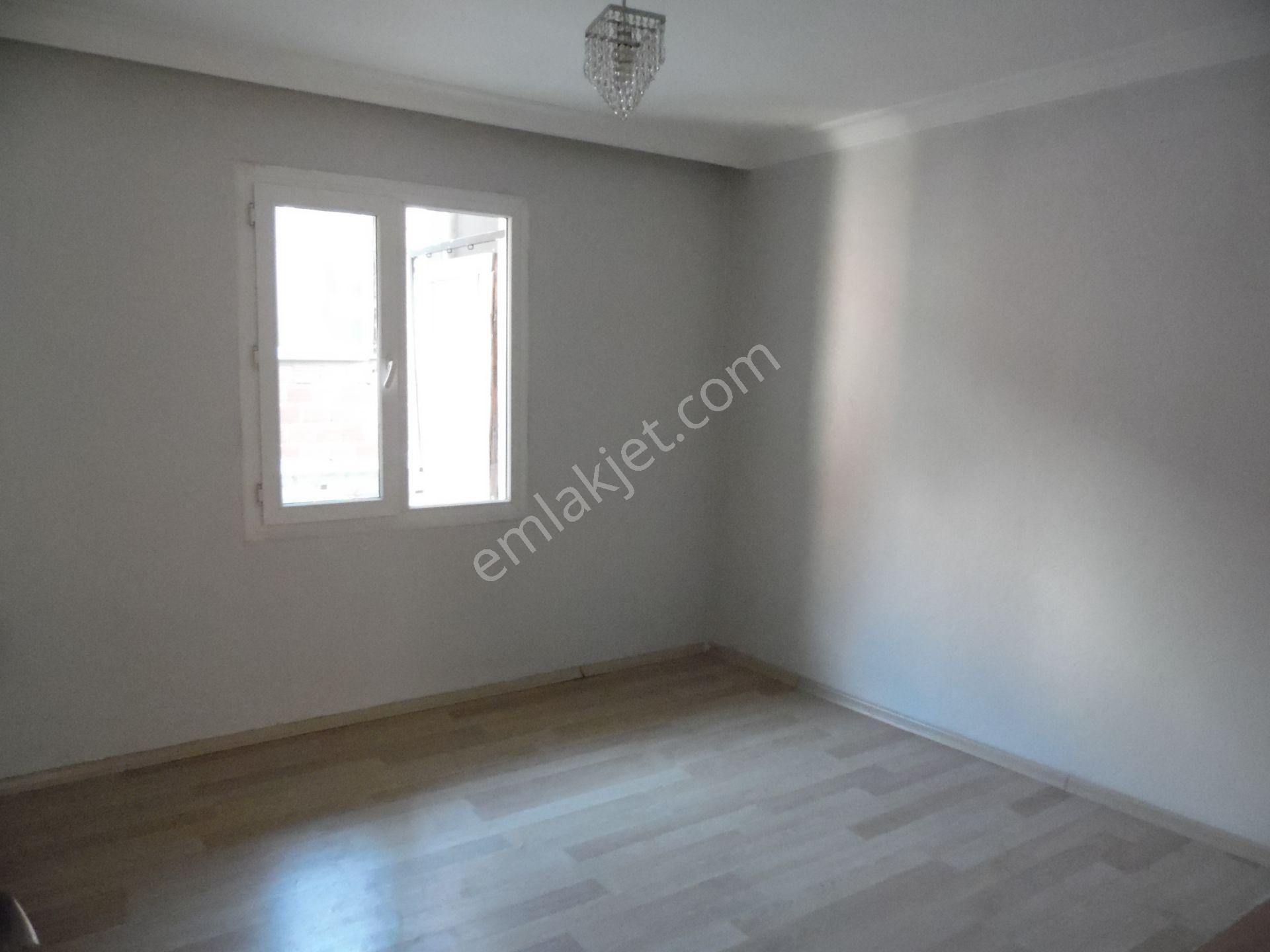 Buca Çamlık Mahallesinde 2+1 Kiralık Daire - Görsel 6