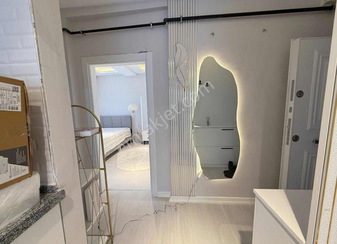 Özeller Gayrimenkulden Lüks Eşyalı Satılık 1+1 Daire - Görsel 3