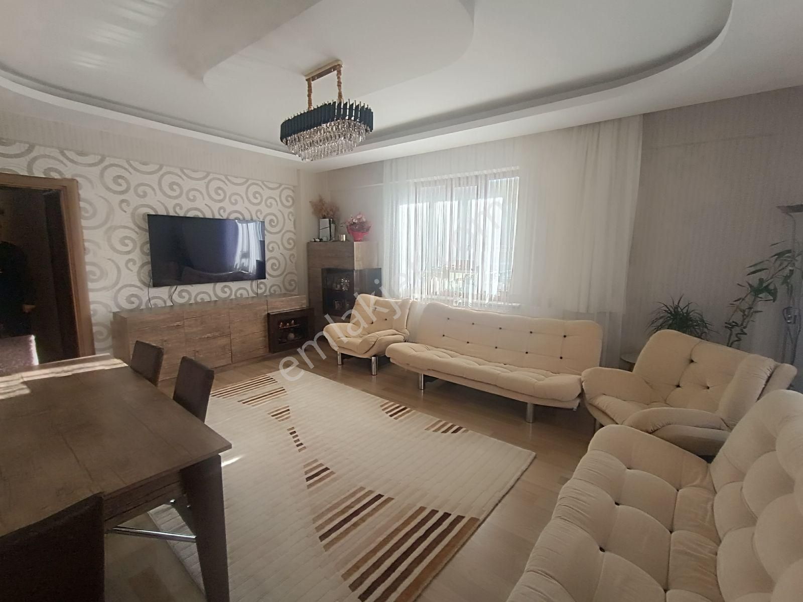 Anadolu Caddesi Üzerinde, Asansörlü Bakımlı 3+1 Geniş Daire - Görsel 16