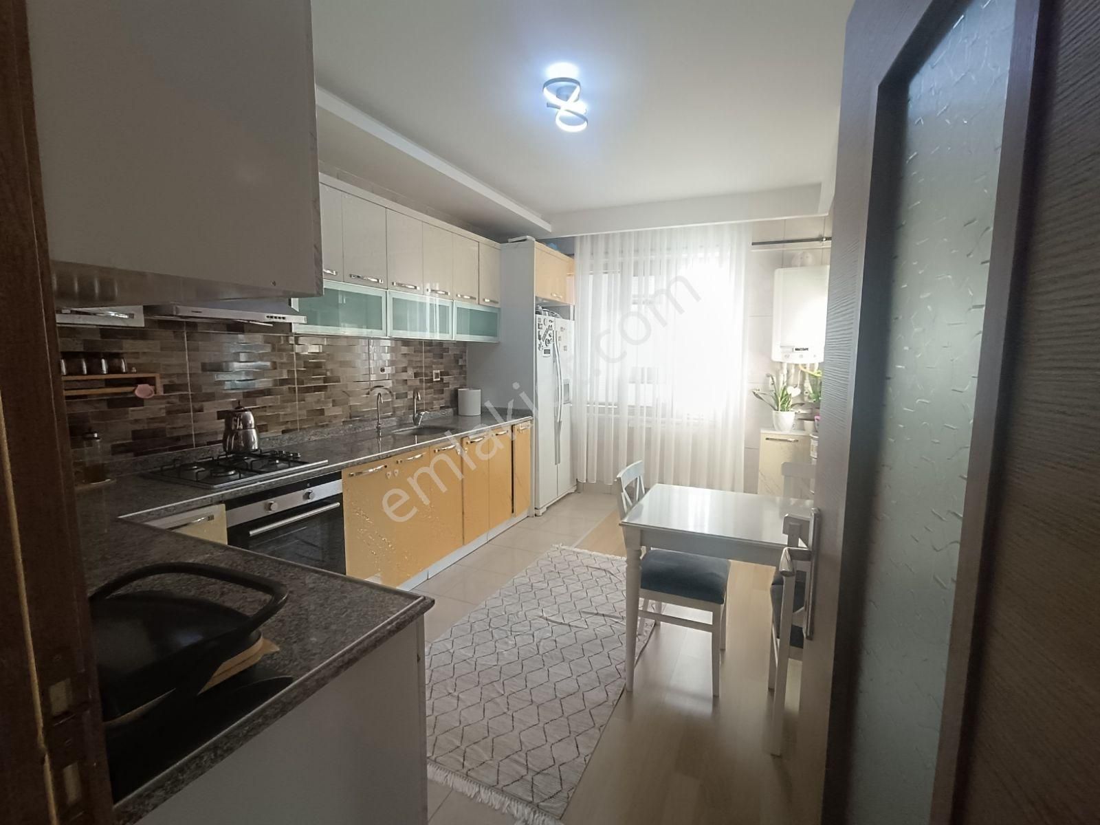 Anadolu Caddesi Üzerinde, Asansörlü Bakımlı 3+1 Geniş Daire - Görsel 9