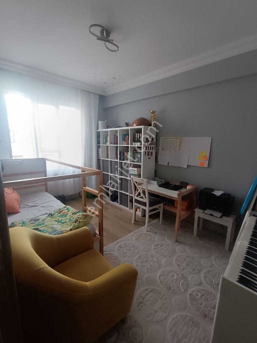 Anadolu Caddesi Üzerinde, Asansörlü Bakımlı 3+1 Geniş Daire - Görsel 20