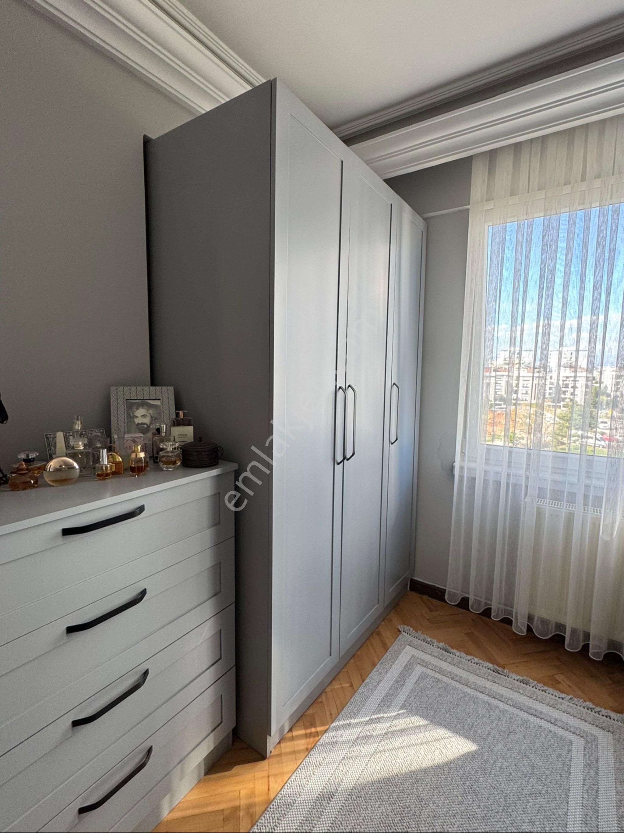 Narenciye Manzaralı 3+1 İçi Yapılı Şık Daire - Görsel 31