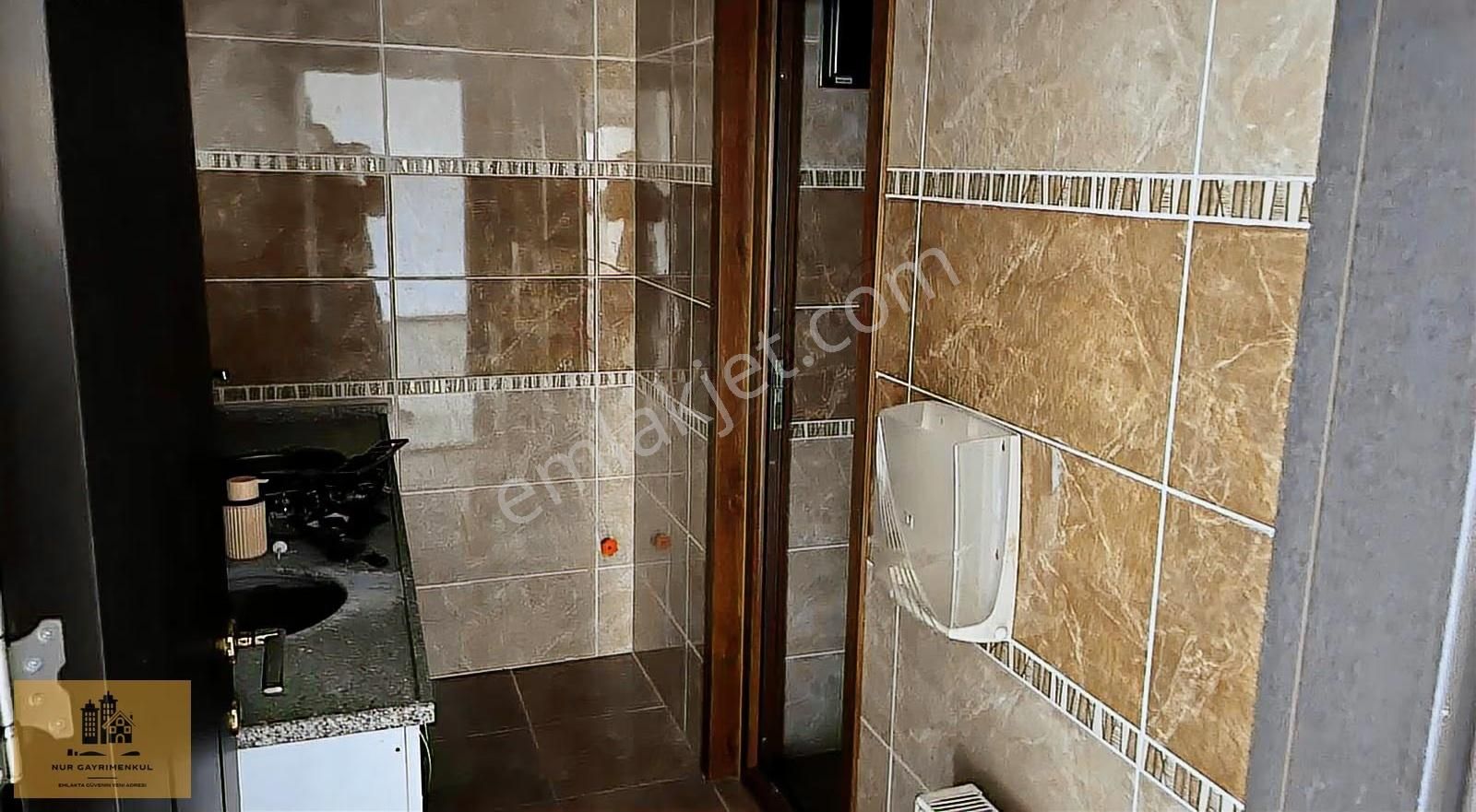 Boztepede Şehri Kristal Sitesinde Kiralık Dükkan - Görsel 6