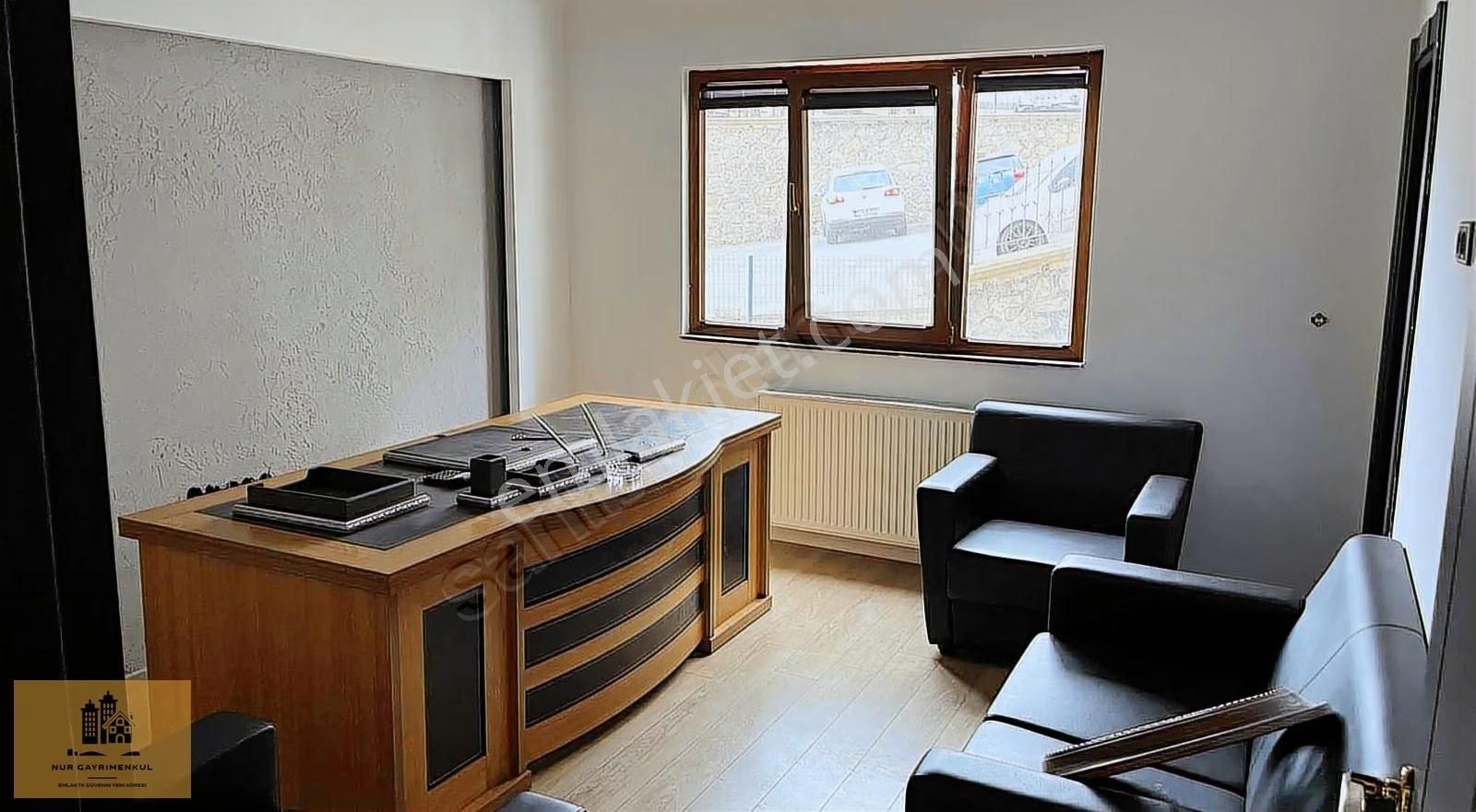 Boztepede Şehri Kristal Sitesinde Kiralık Dükkan