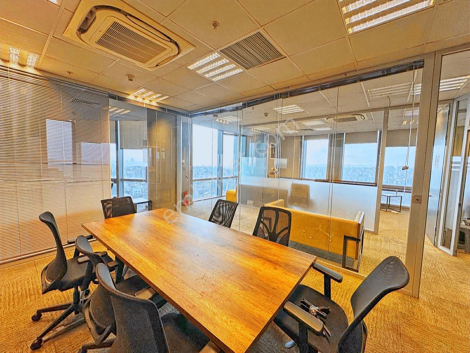 Remax'tan Full Eşyalı Bomonti Business Center'da 223 M2 Ofis
