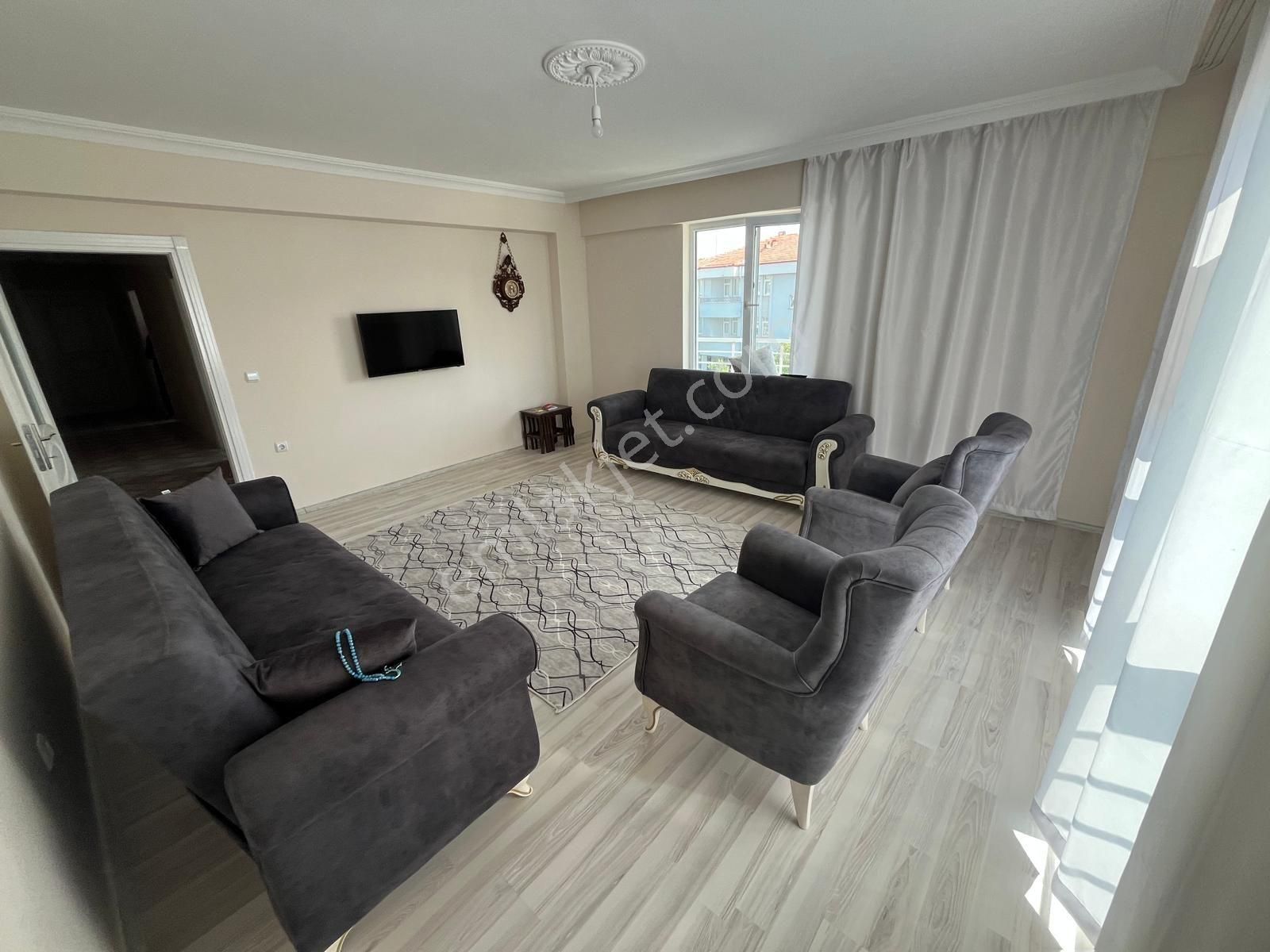 Yenidoğan Mah 3+1 Eşyalı Köşe Başı Daire - Görsel 10