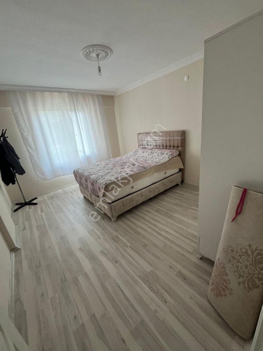 Yenidoğan Mah 3+1 Eşyalı Köşe Başı Daire - Görsel 3