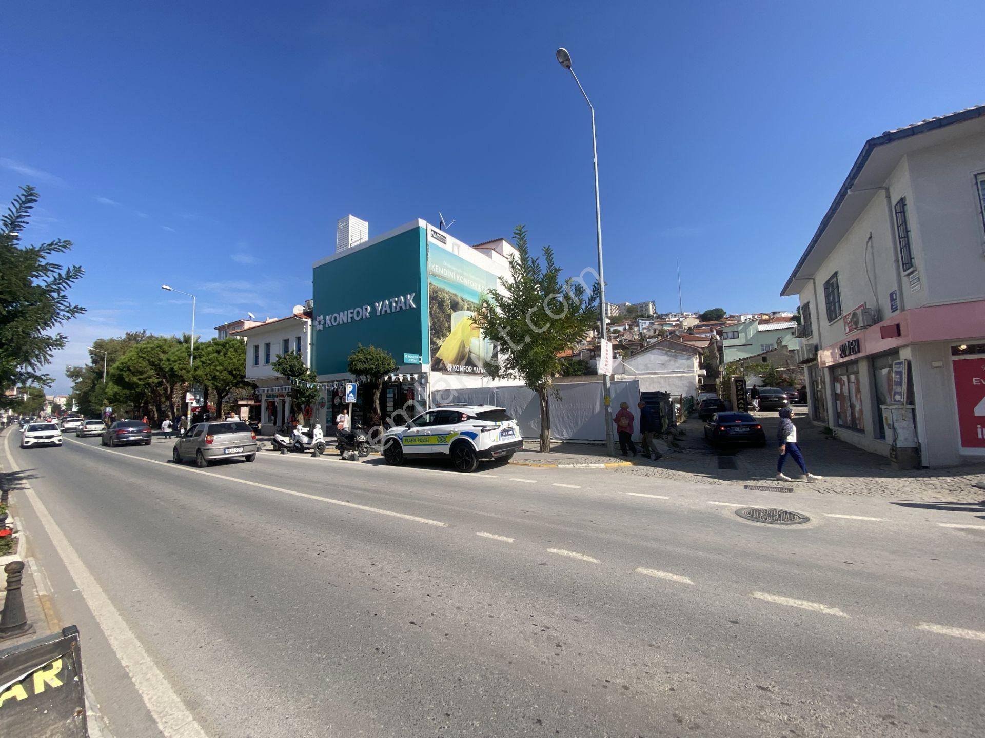 Ayvalık Merkez De Satılık Arsa.denize 60 Metre Mesafede - Görsel 2