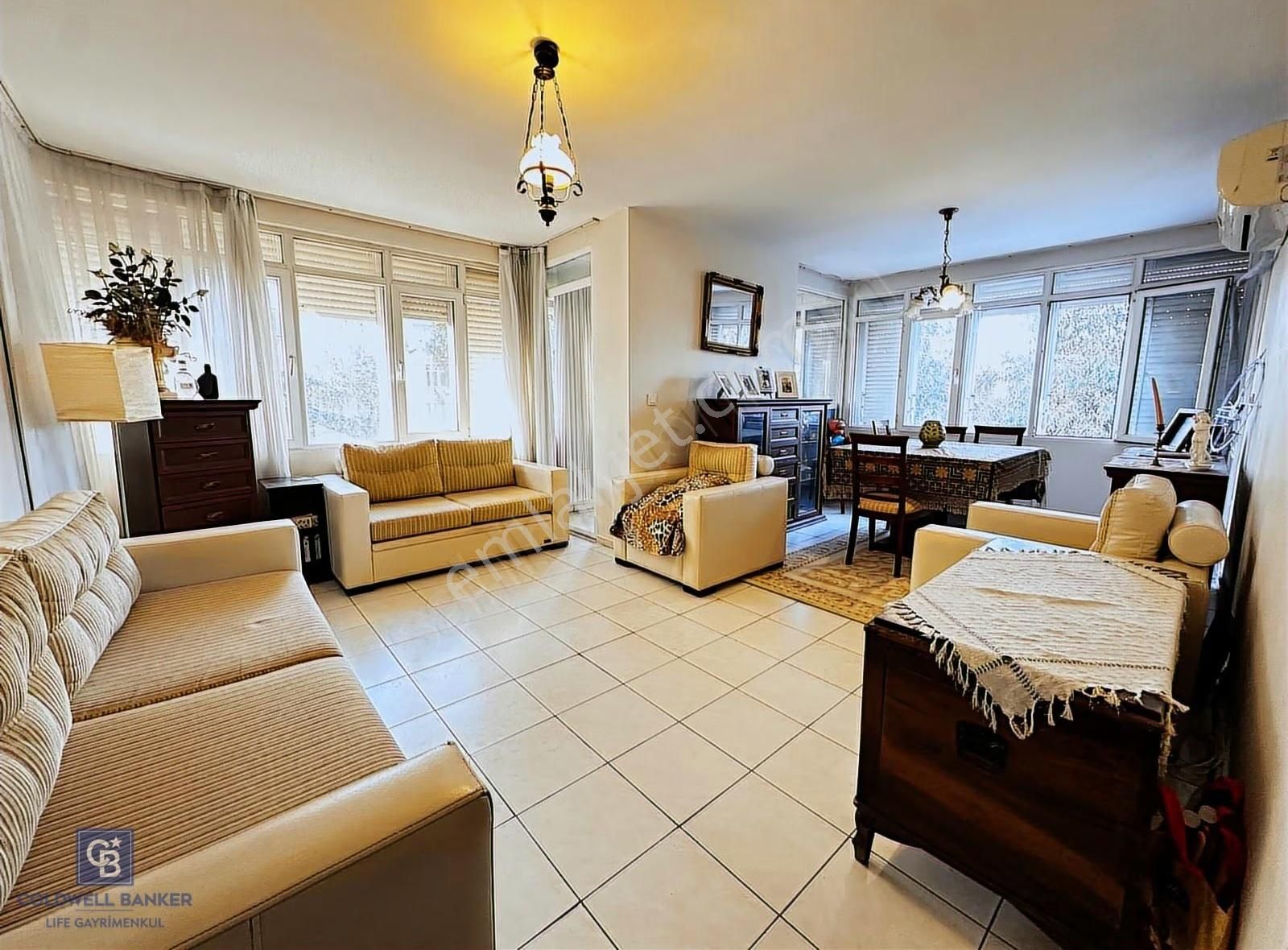 Karabağlar Üçkuyular Esentepe Mh. 2+1 Satılık Daire